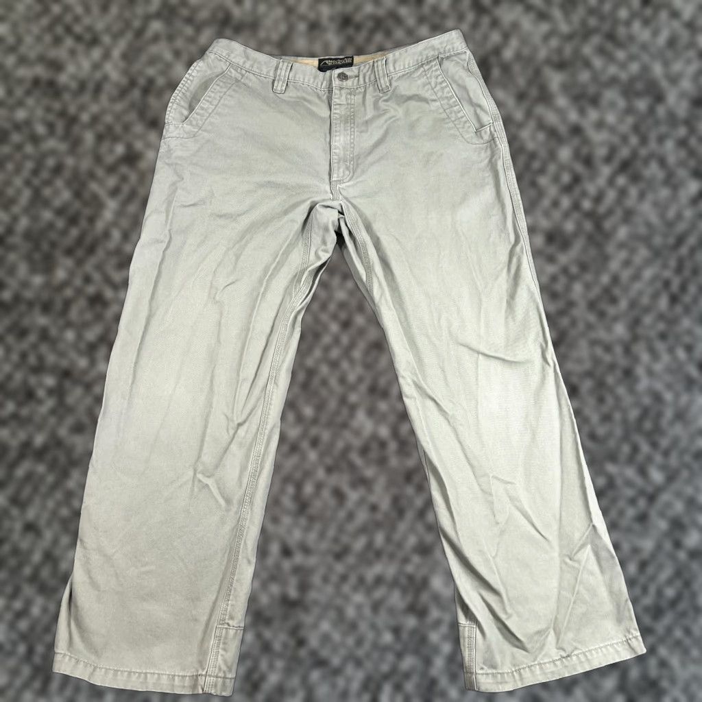 Mountain Khakis Mountain Khakis Men's Chino Pants 38x30 Green Casual Outdoor Hiking 5-Pocket Size US 38 / EU 54 - 1 Thumbnail