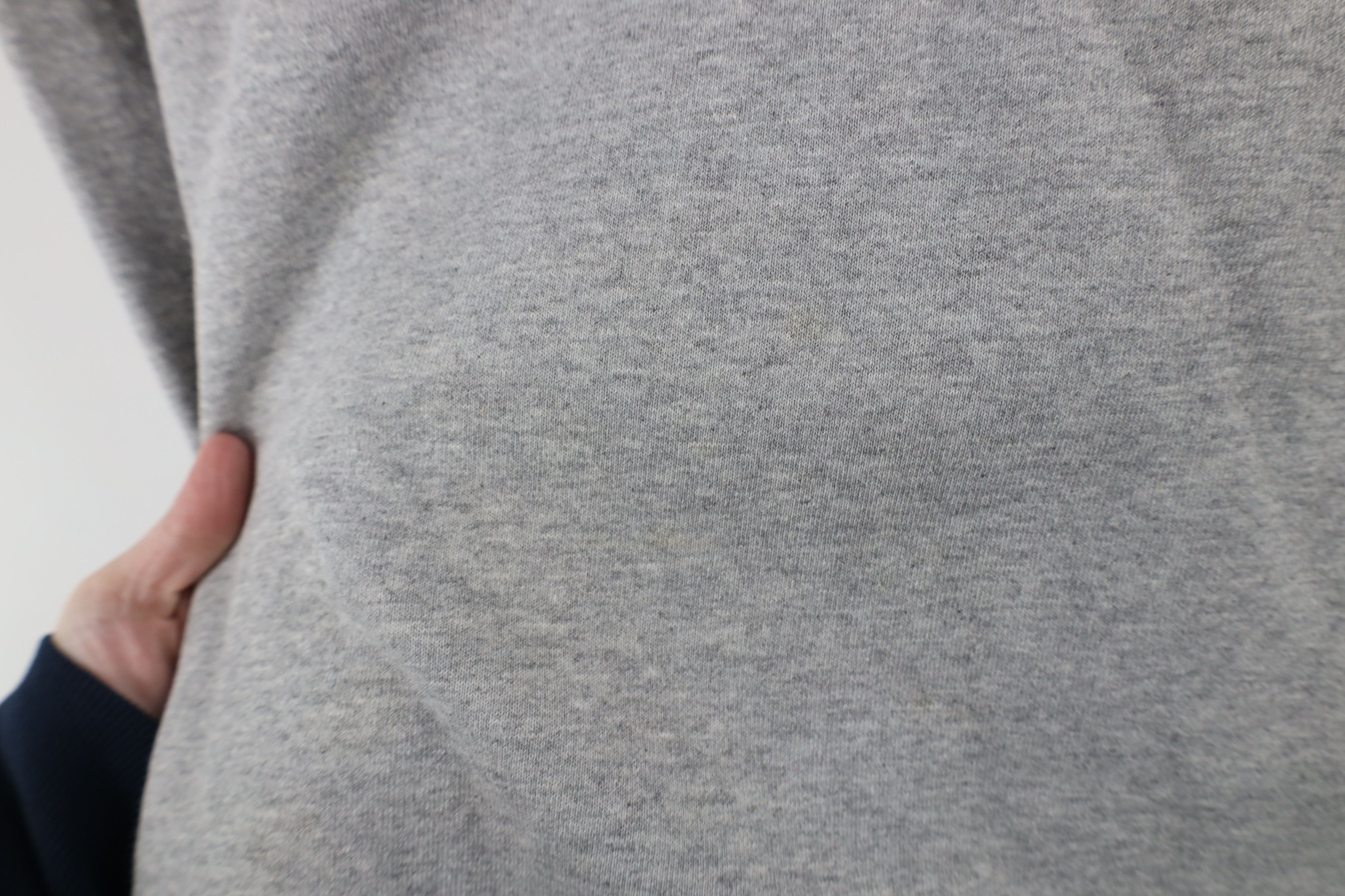 Tommy Hilfiger × Vintage Vintage 90s Tommy Hilfiger Spell Out Crewneck Sweatshirt USA Size US L / EU 52-54 / 3 - 6 Thumbnail