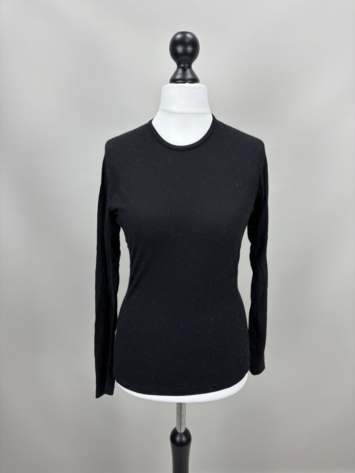 Icebreaker Womens long sleeve Icebreaker Size M Color Black Size M / US 6-8 / IT 42-44 - 1 Thumbnail