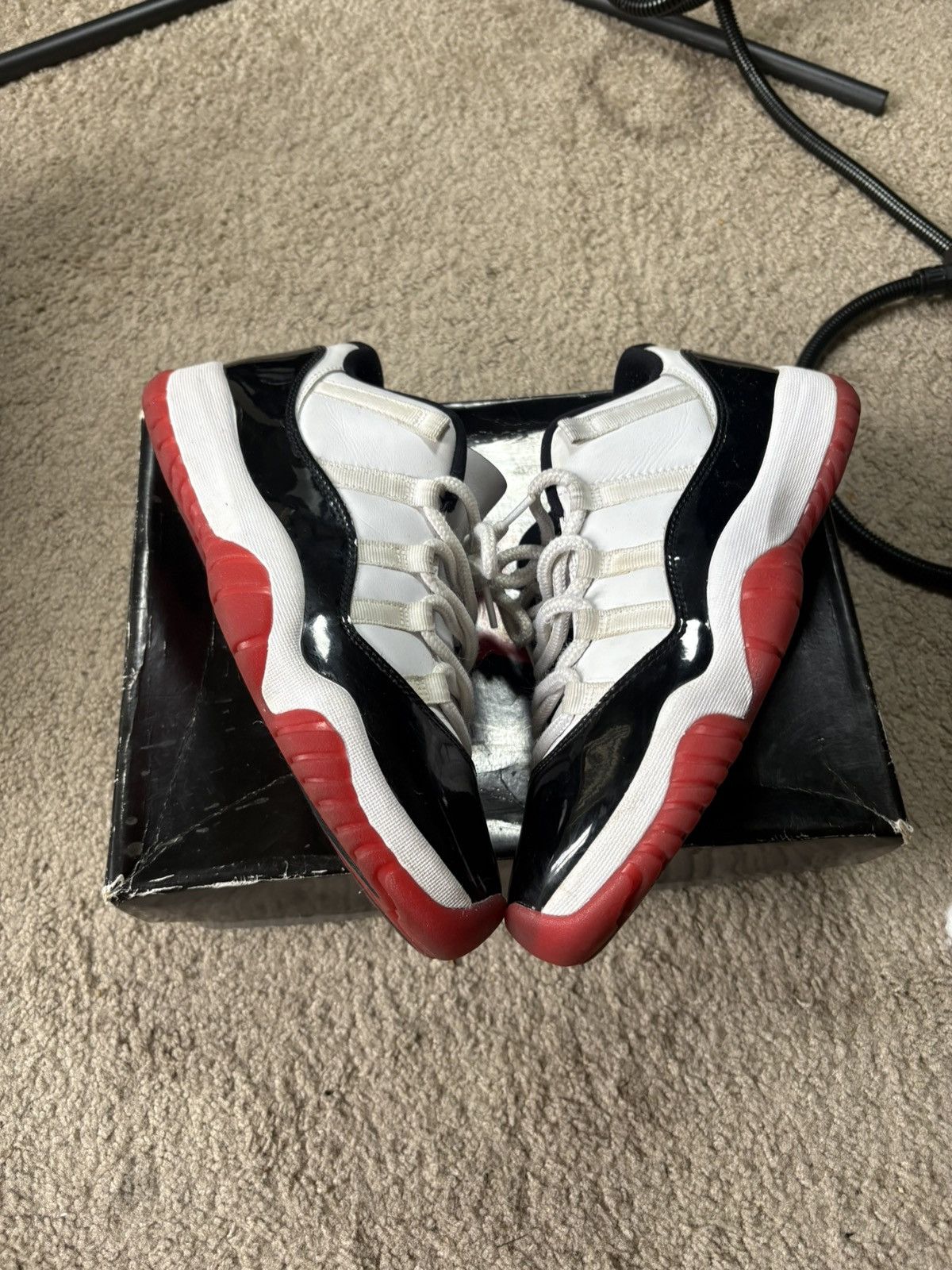 Jordan Brand Jordan 11 low concord to bred size 9 Size US 9 / EU 42 - 2 Thumbnail