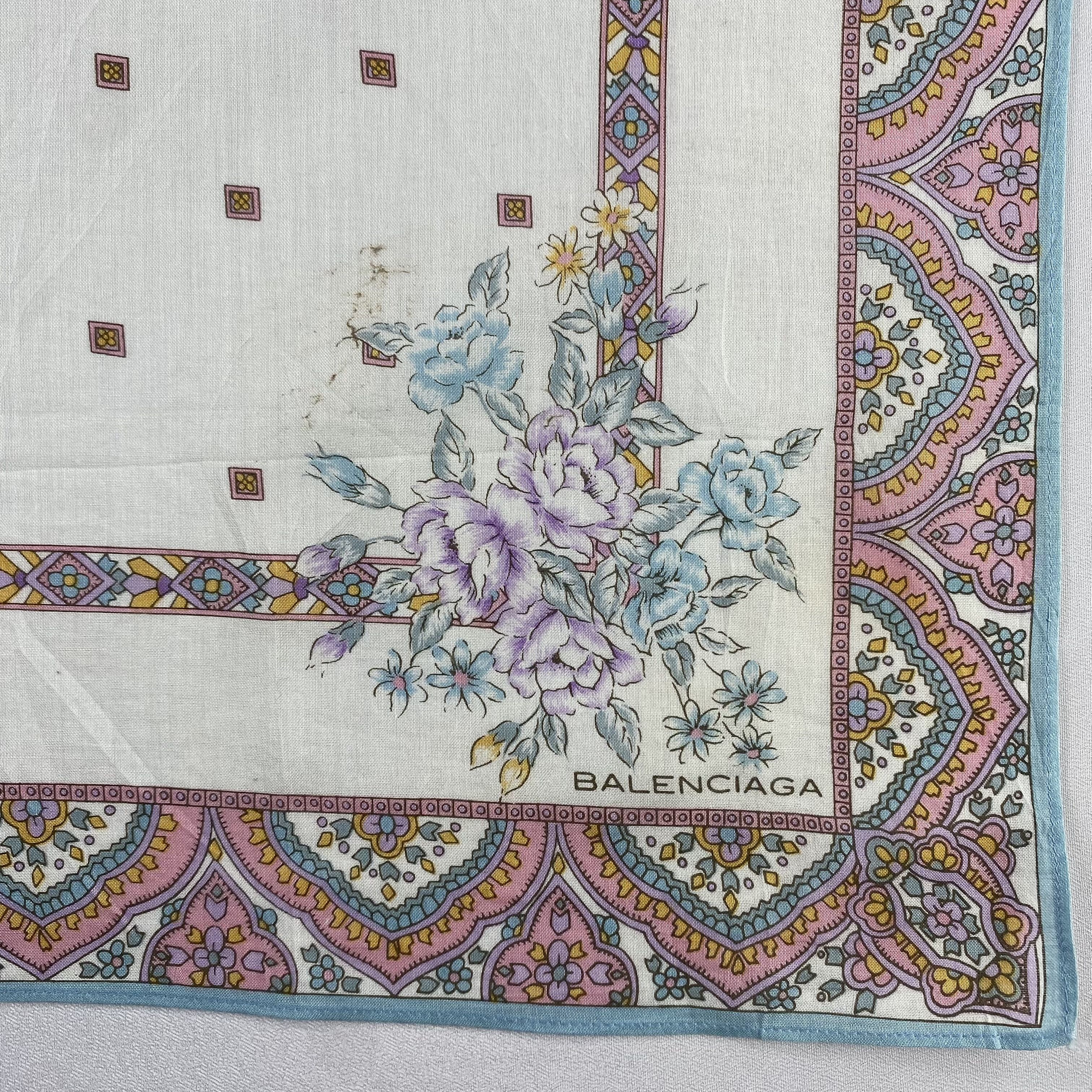 Vintage Balenciaga Bandana/ Handkerchief / Neckerchief-P1766 Size ONE SIZE - 3 Thumbnail