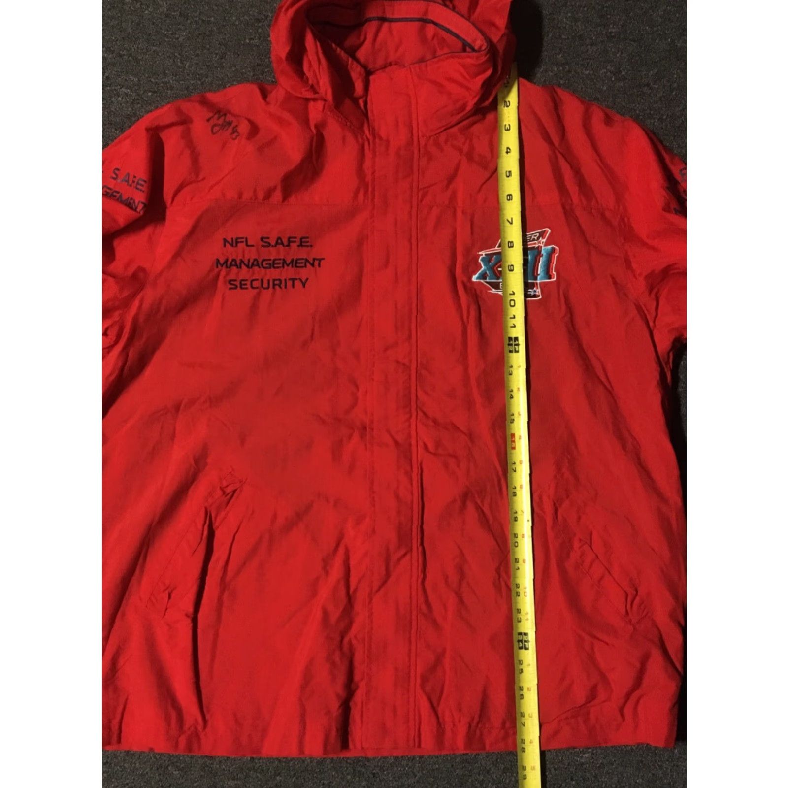 NFL VINTAGE Super Bowl XLII 42 Security Jacket L NFL Football Patriots Giants Sport Red Windbreaker Hooded Mens Team Size US L / EU 52-54 / 3 - 8 Thumbnail