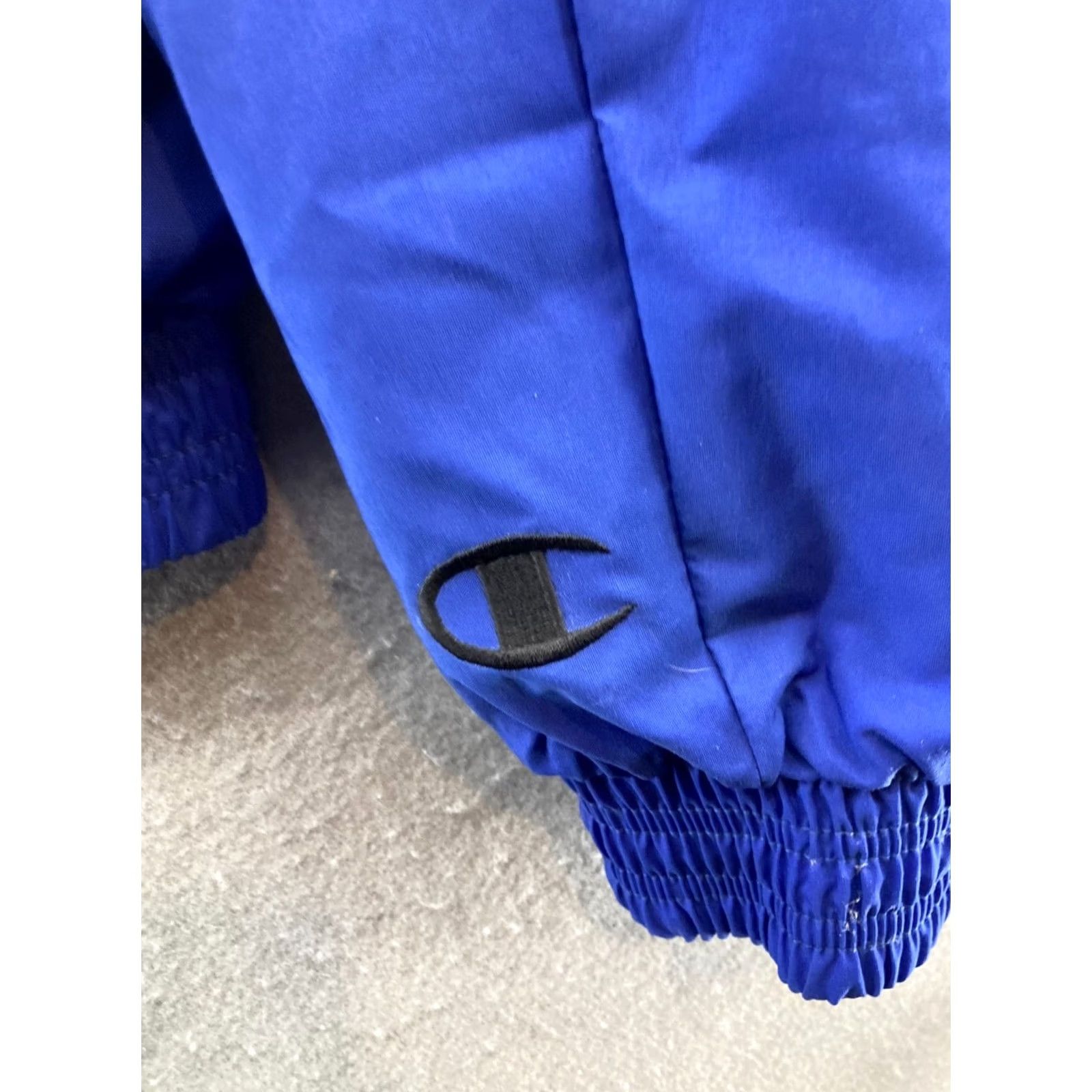 Champion VINTAGE Champion Jacket Windbreaker Athletic Full Zip Nylon Blue 90s Sports Outdoor Mens Large Blues Size US L / EU 52-54 / 3 - 5 Thumbnail