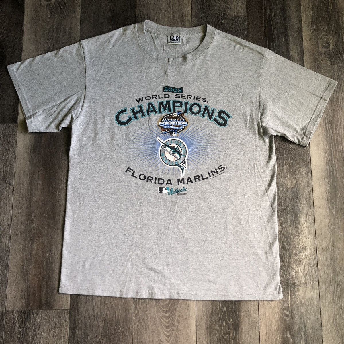 Lee Vintage 2003 Florida Marlins World Series Champions Logo Tee Size US XL / EU 56 / 4 - 2 Thumbnail