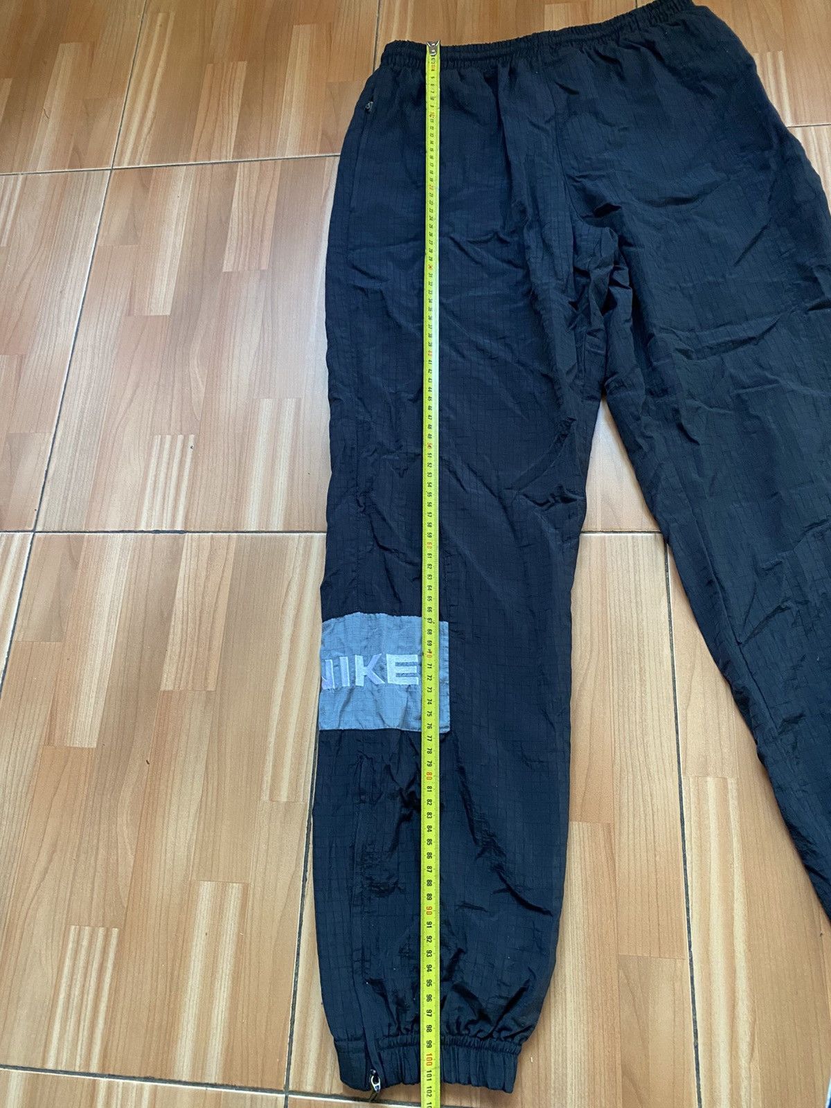 Vintage Vintage Nike sweatpants black nylon Size US 32 / EU 48 - 14 Thumbnail