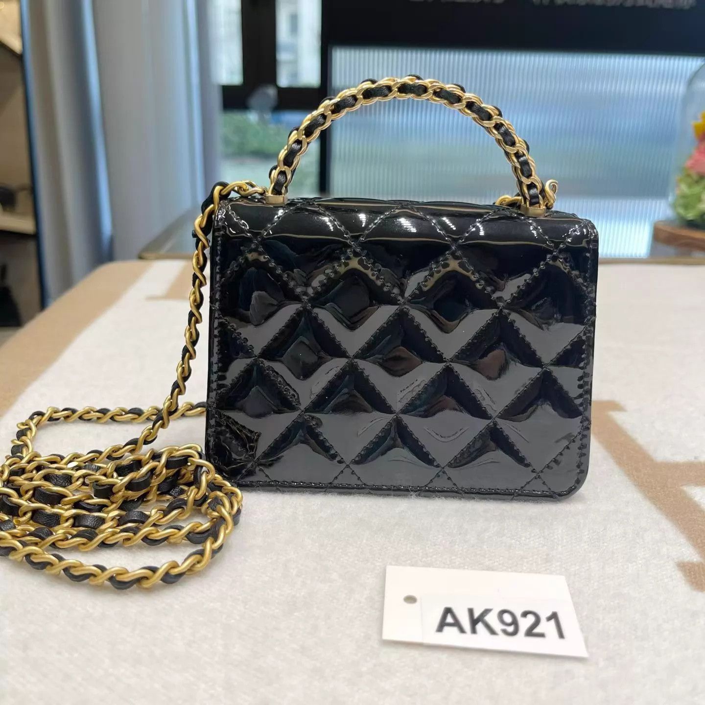 Chanel CHANEL 22K Mini Quilted Patent Leather Kelly Flap Bag Size ONE SIZE - 5 Thumbnail