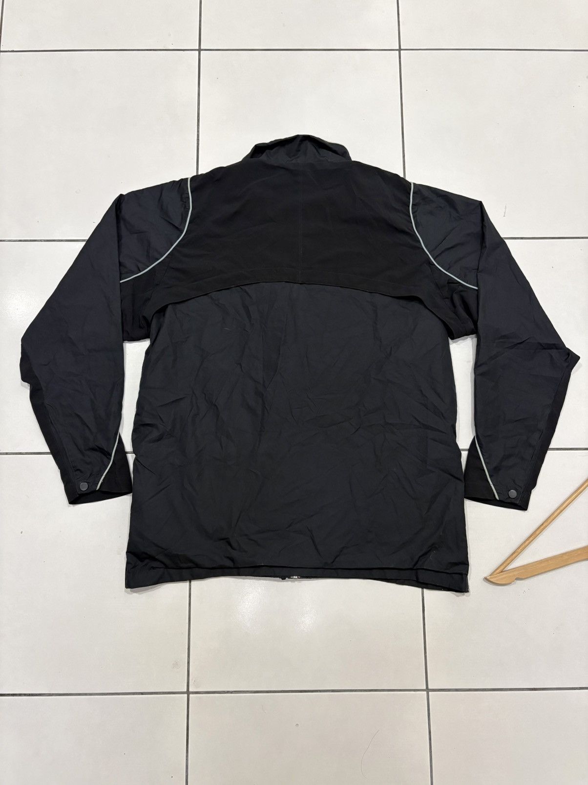 Nike Nike Old School Vintage Swoosh Windbreaker Jacket Size US XL / EU 56 / 4 - 2 Thumbnail