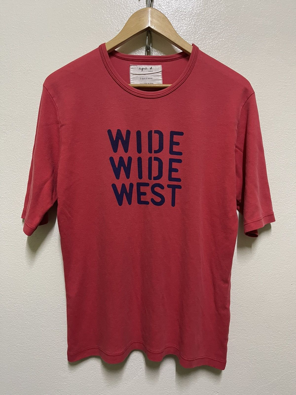 image of Agnes B. T Shirt D’Artiste Olivier Babin Wide West in Red, Men's (Size Small)