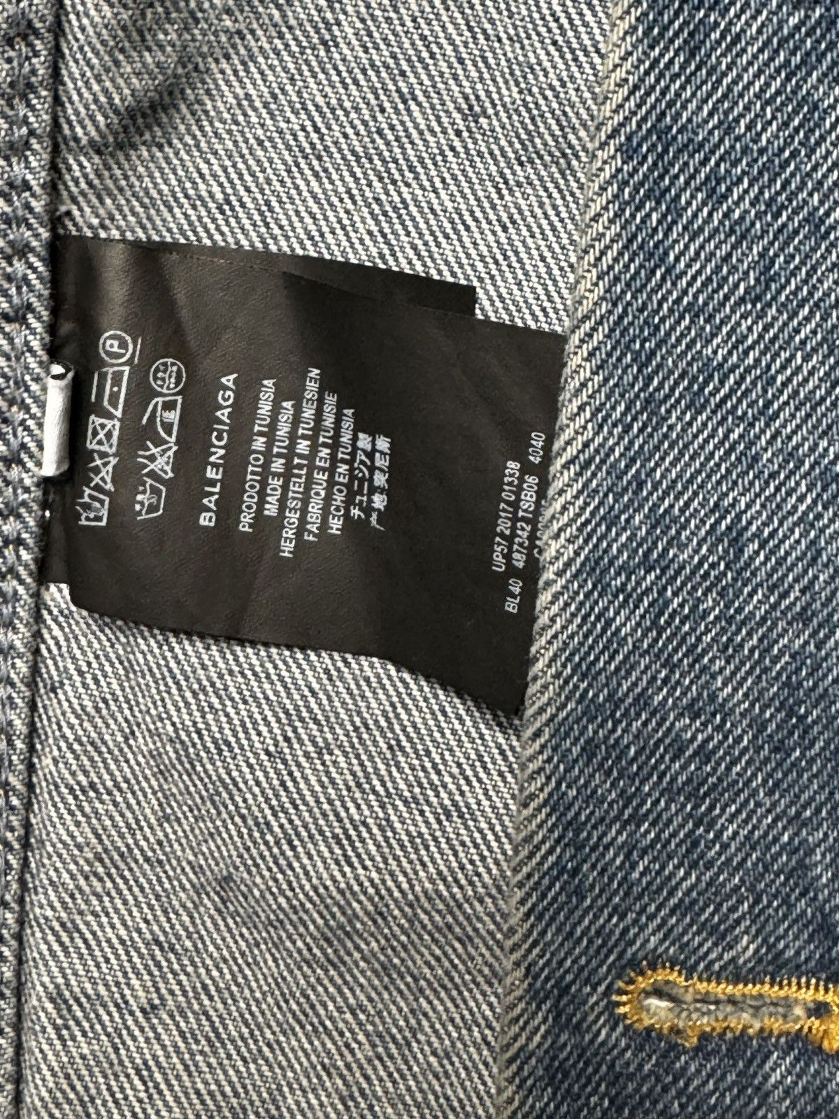 Balenciaga Balenciaga 2017 Campaign Denim jacket Size US S / EU 44-46 / 1 - 4 Thumbnail