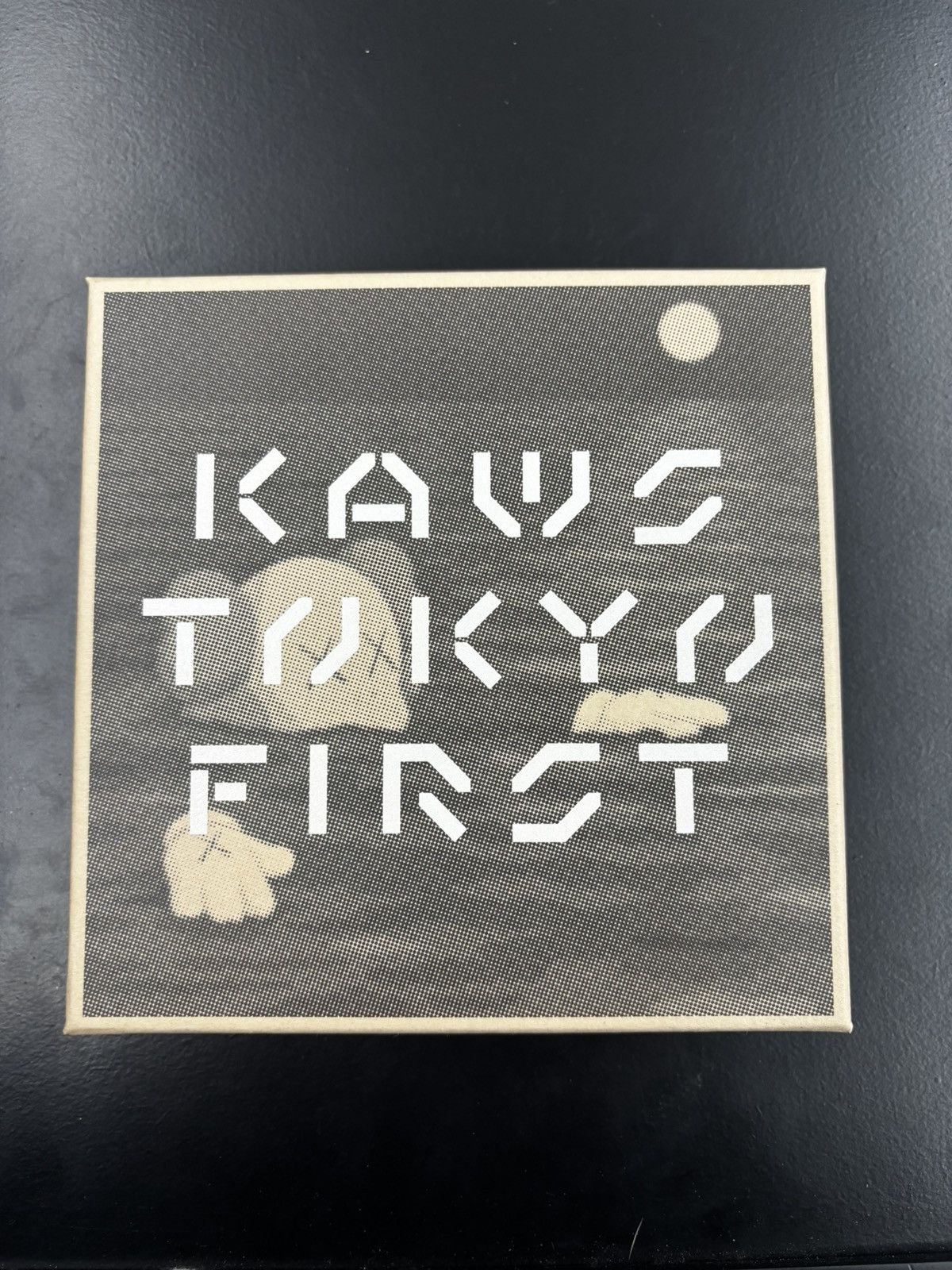 Kaws Kaws Tide Scarf Handkerchief Tokyo First Companion Figure Size ONE SIZE - 4 Thumbnail