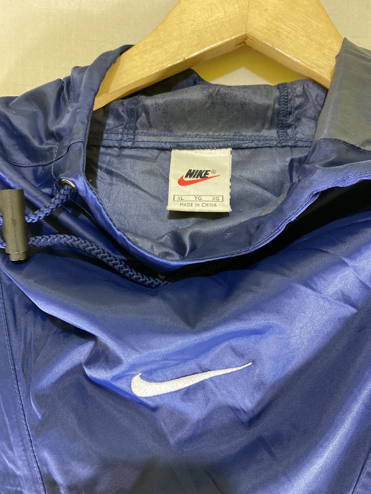 Nike vintage y2k nike center pullover Size US XL / EU 56 / 4 - 2 Thumbnail