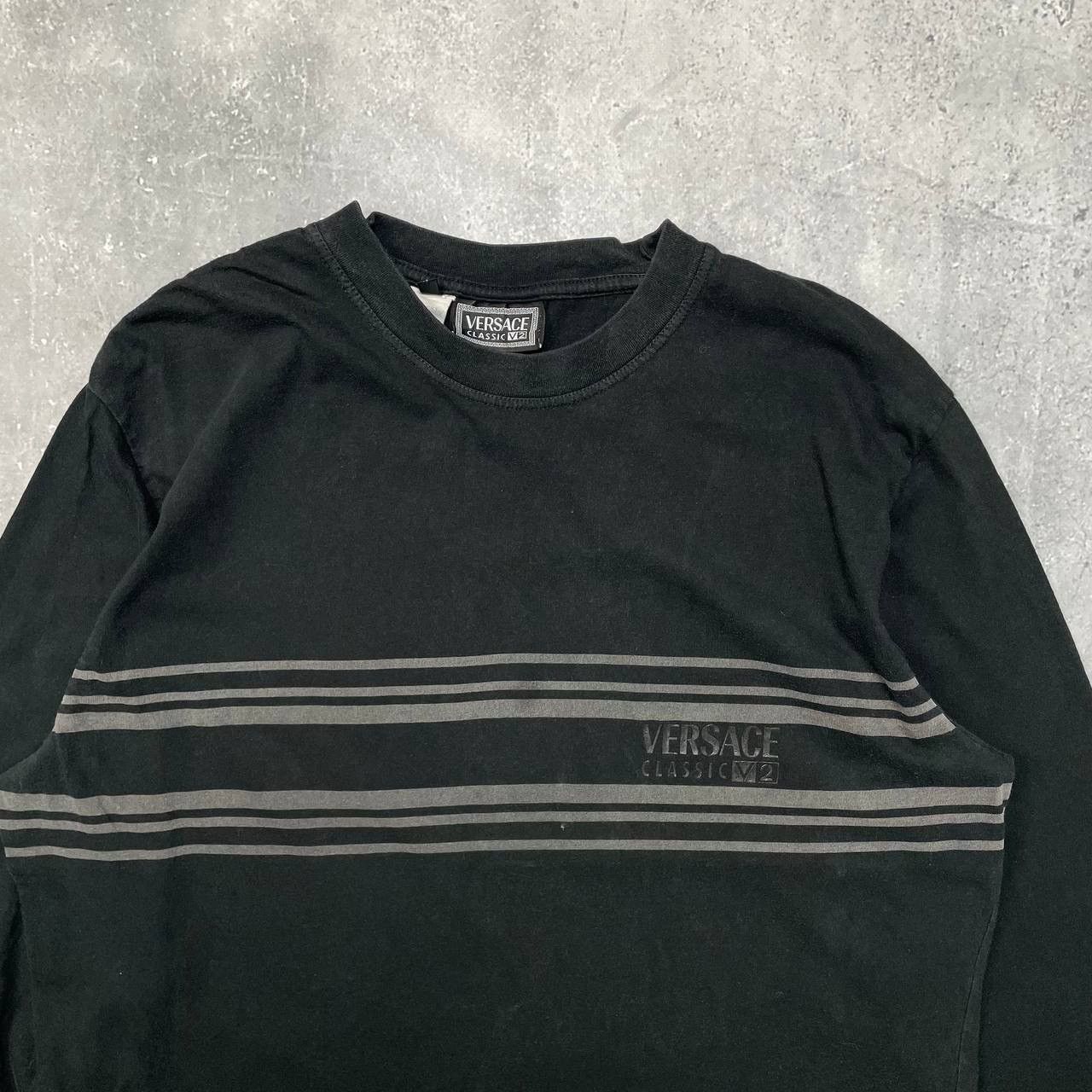 Versace × Vintage Vintage 2000s Versace Classic V2 Long Sleeve T Shirt Faded Size US XL / EU 56 / 4 - 2 Thumbnail