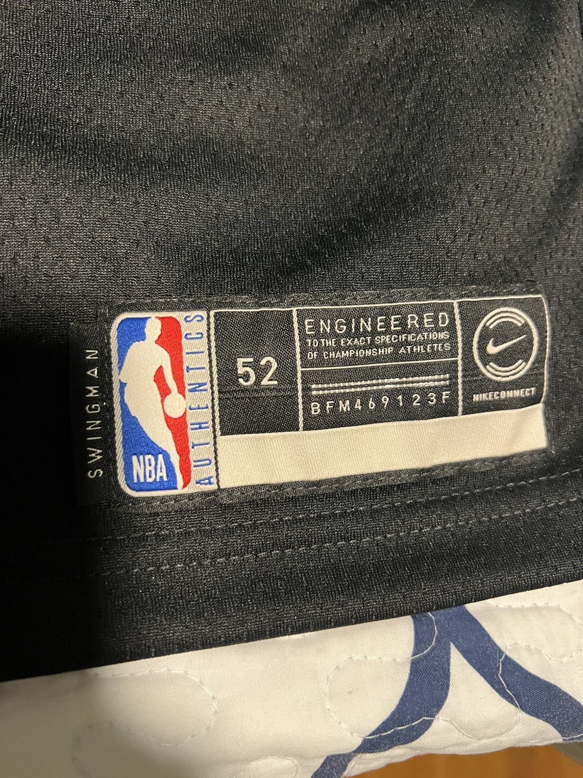 Nike Miami Heat Vice Nights Dwyane Wade Swingman Jersey Size US XL / EU 56 / 4 - 5 Thumbnail