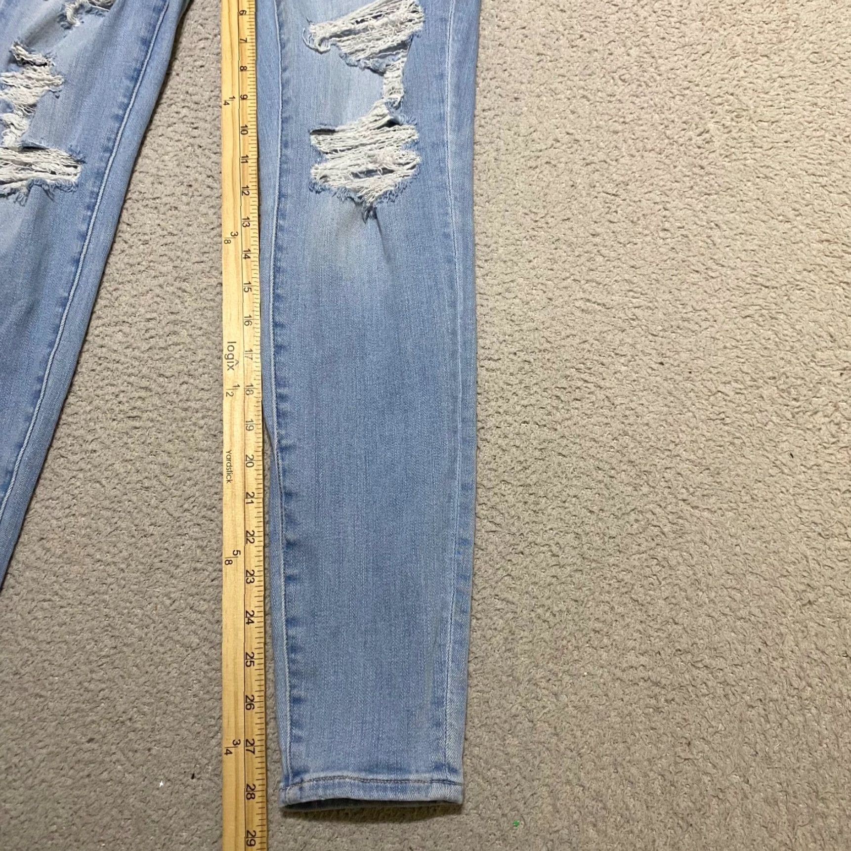American Eagle Outfitters American Eagle Jeans Womens 4 Blue Denim Curvy High Rise Distressed Jegging Size 27" / US 4 / IT 40 - 6 Thumbnail