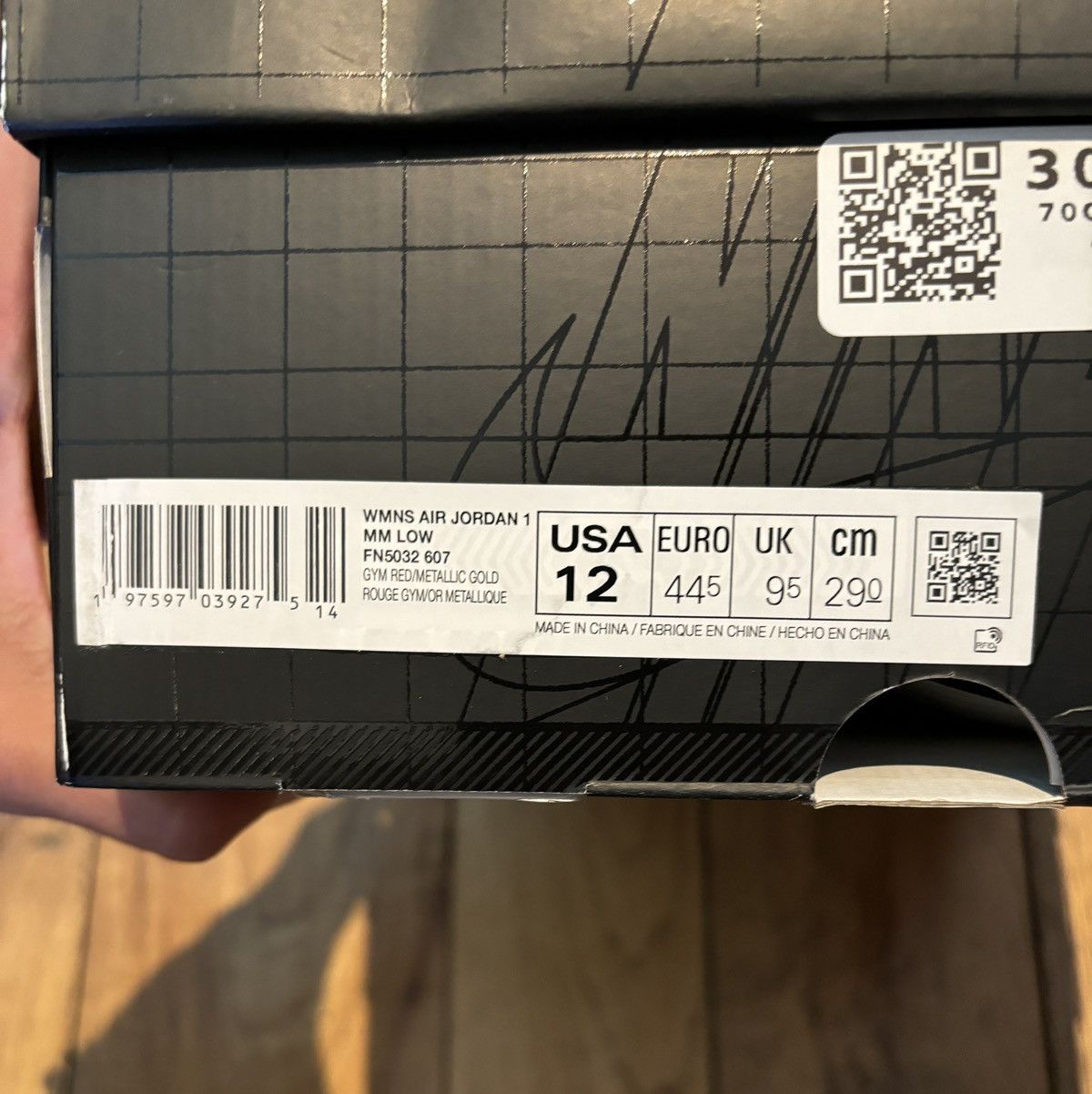 Jordan Brand × Nike Jordan 1 Low Method of Make Gym Red Metallic Gold Size US 10.5 / EU 43-44 - 11 Thumbnail
