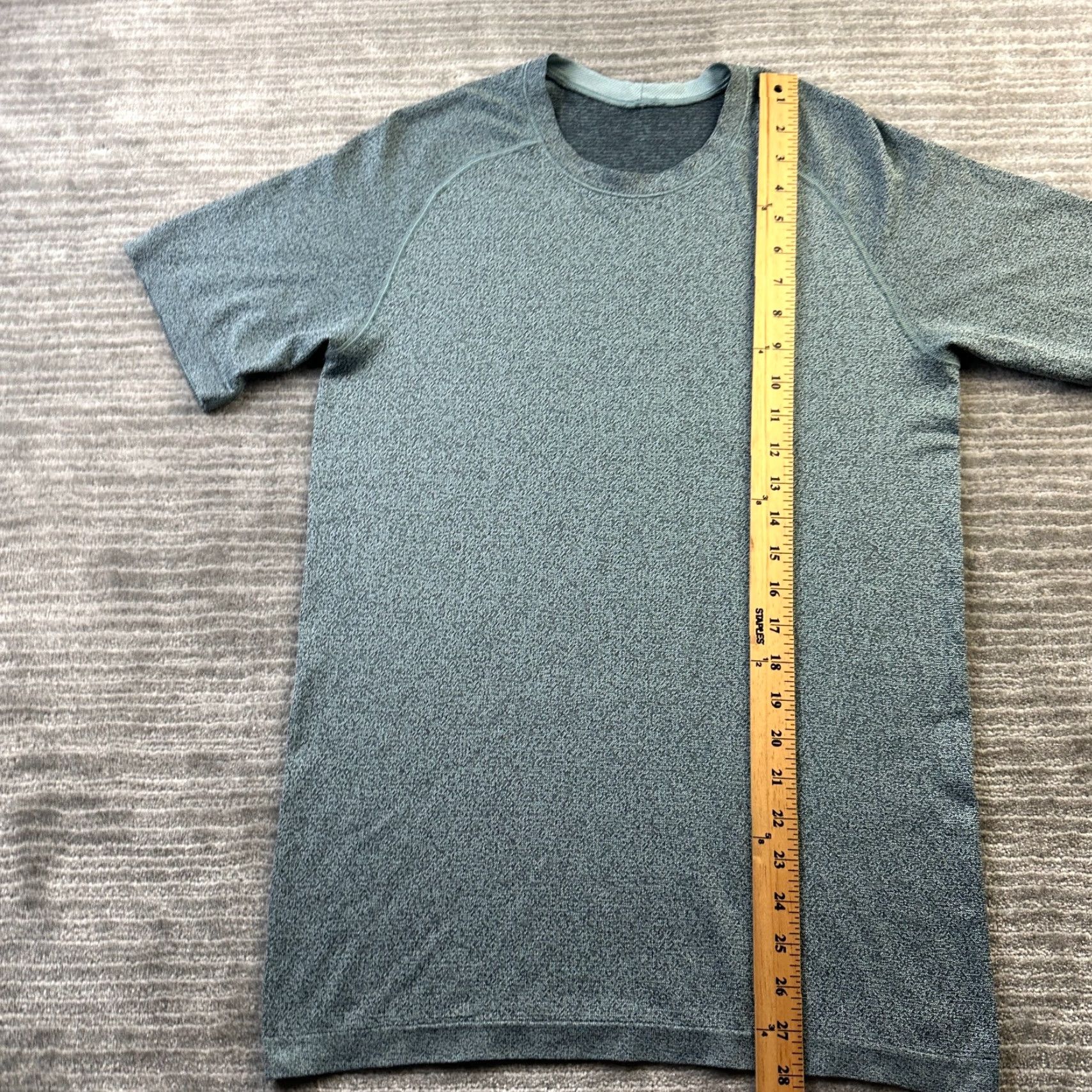 Lululemon Lululemon Shirt Mens Small Green Metal Vent Tech Short Sleeve Gym Size US S / EU 44-46 / 1 - 8 Thumbnail