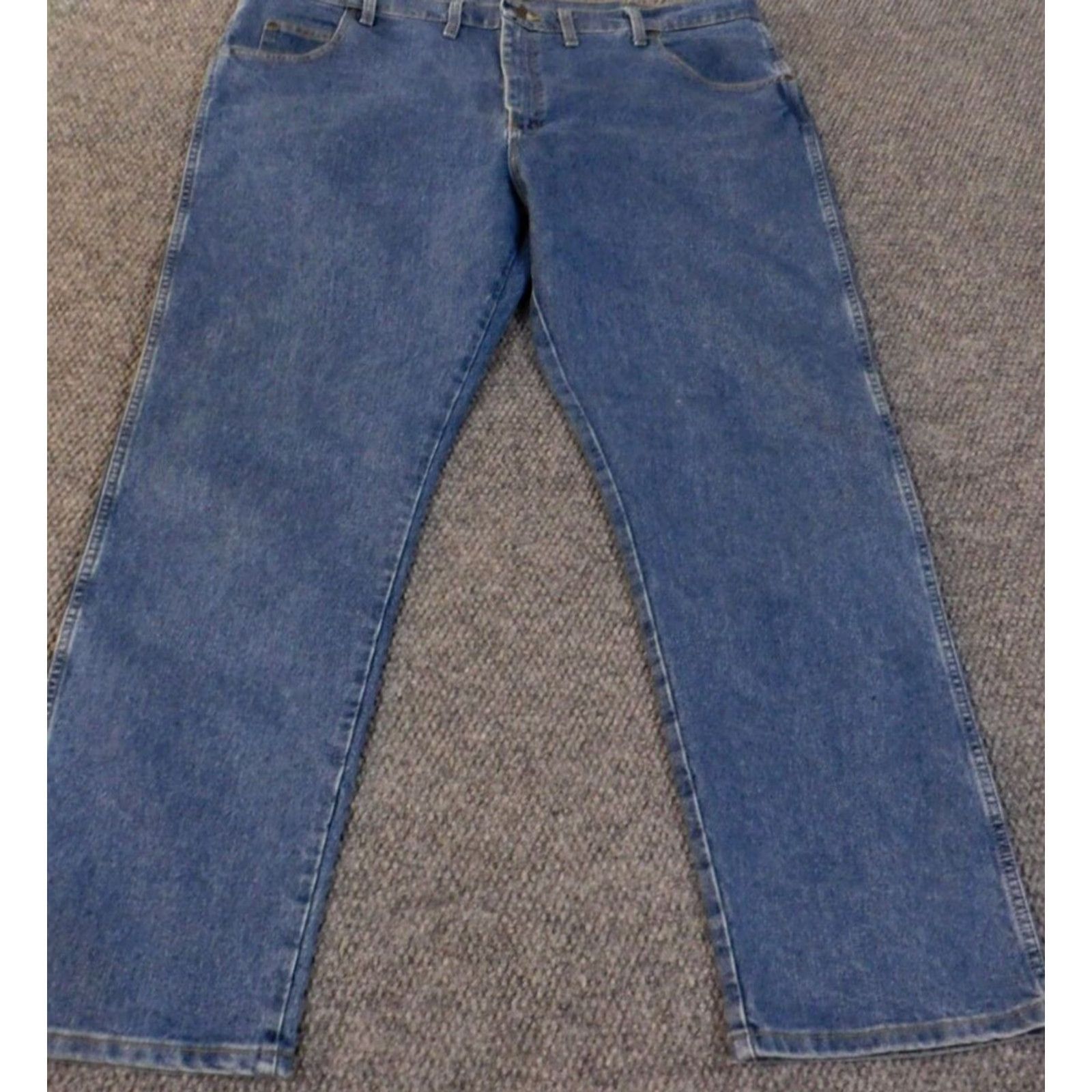 Wrangler Wrangler Jeans Mens 44x32 blue Straight Denim workwear Outdoors Cowboy Pockets Jeans Regular Mens Cowboy Size US 44 / EU 60 - 2 Thumbnail