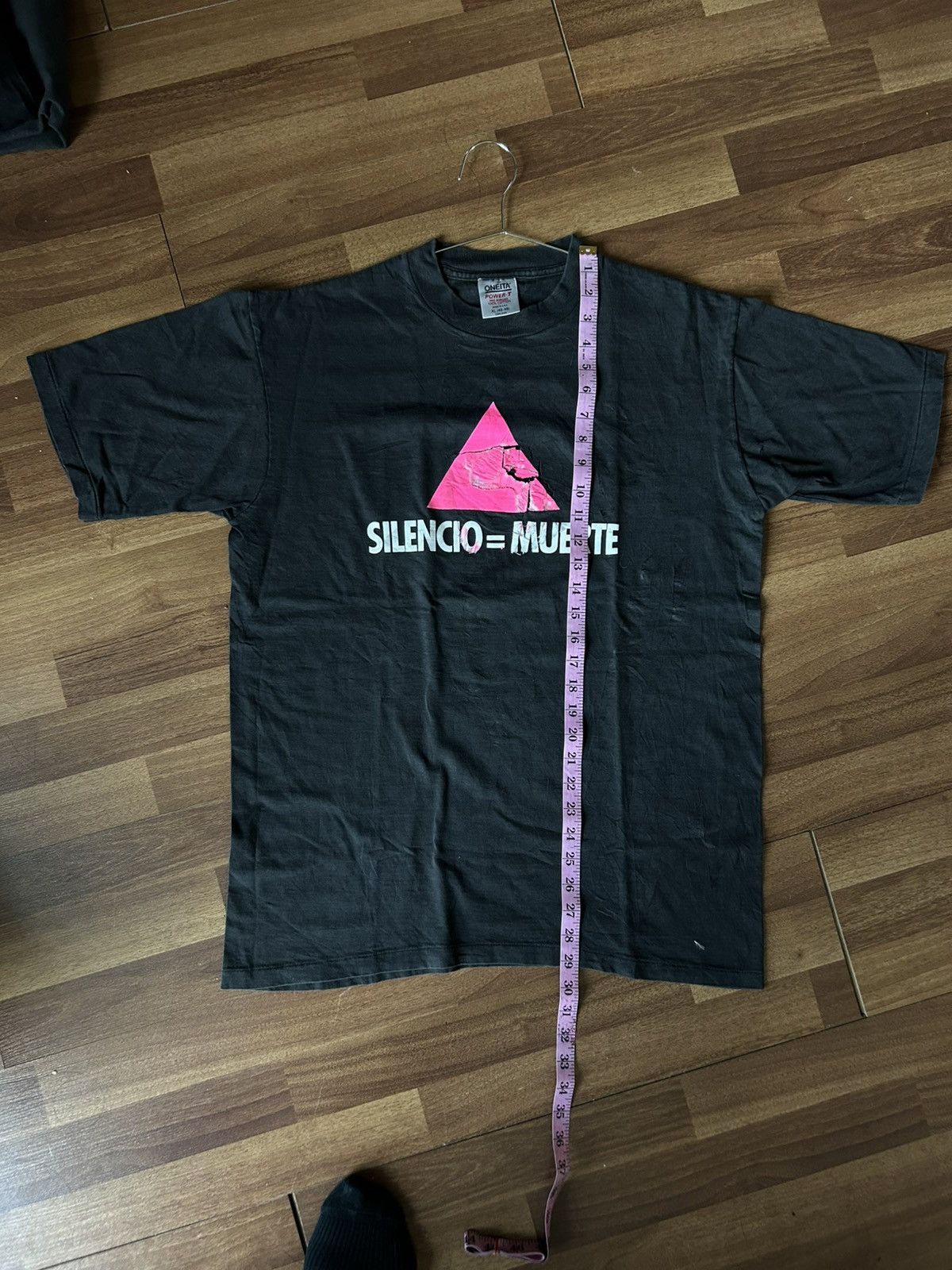 Vintage Vintage HIV/AIDS Silence=Death Art Protest T Shirt Kruger Size US L / EU 52-54 / 3 - 9 Thumbnail