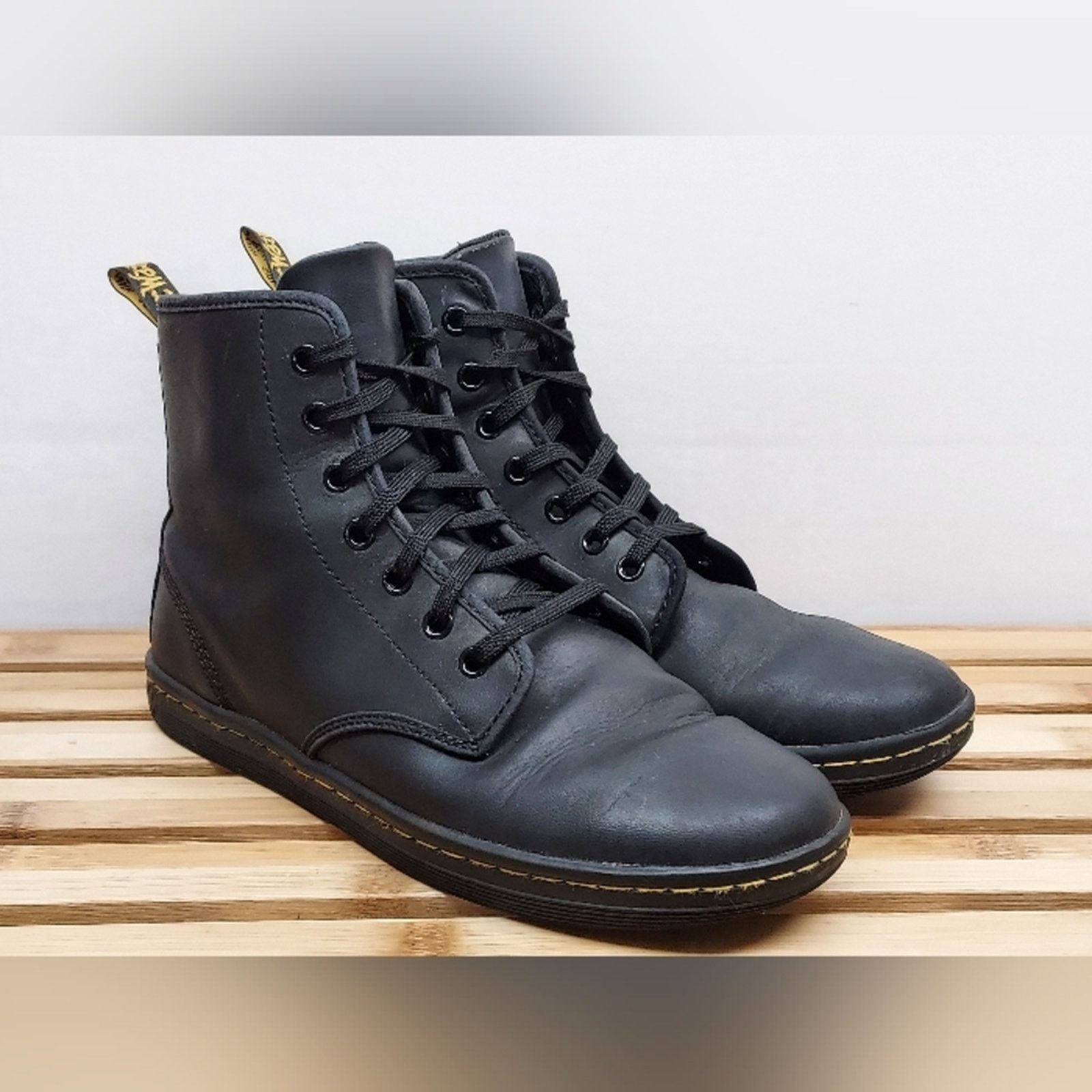 Martens Womens Black Shoreditch Lace Up Mid Boots Size