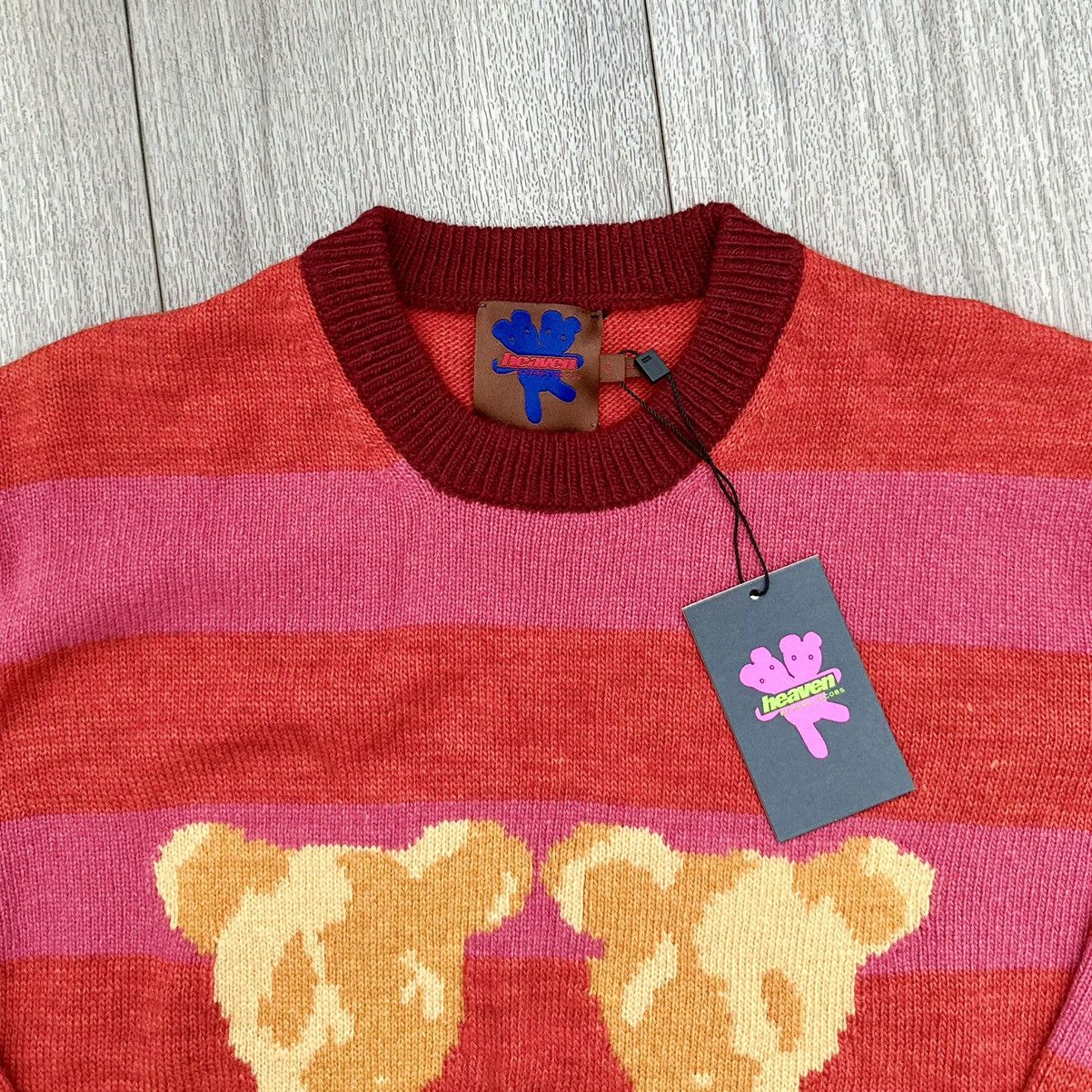 Heaven by Marc Jacobs Heaven by Marc Jacobs Gradient Teddy Sweater NWT Size S / US 4 / IT 40 - 12 Thumbnail