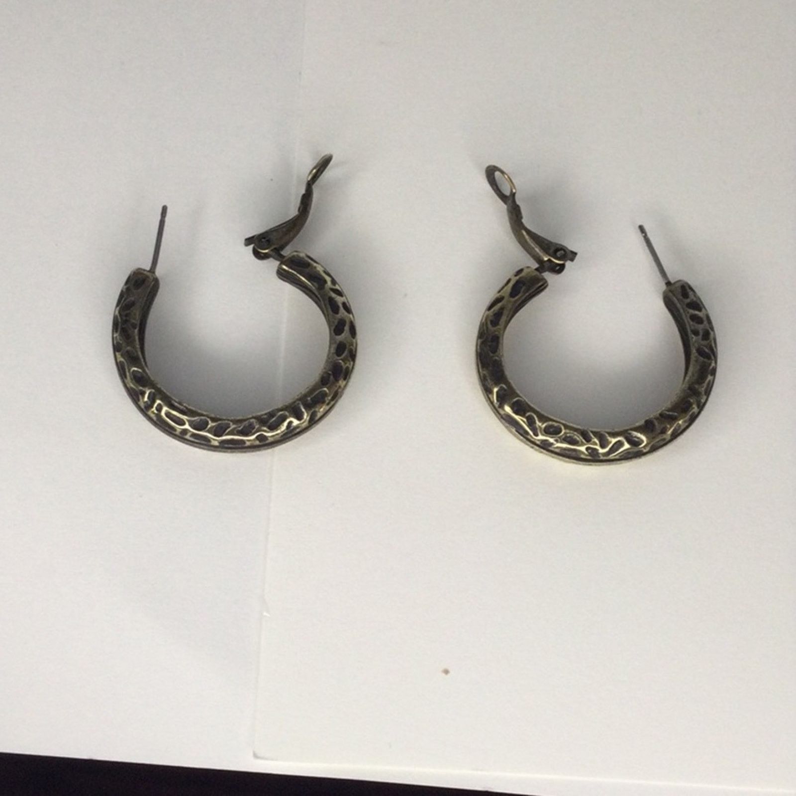 Other Gold & Black Vintage Earrings Hammered Latch Back Hoop Size ONE SIZE - 9 Thumbnail