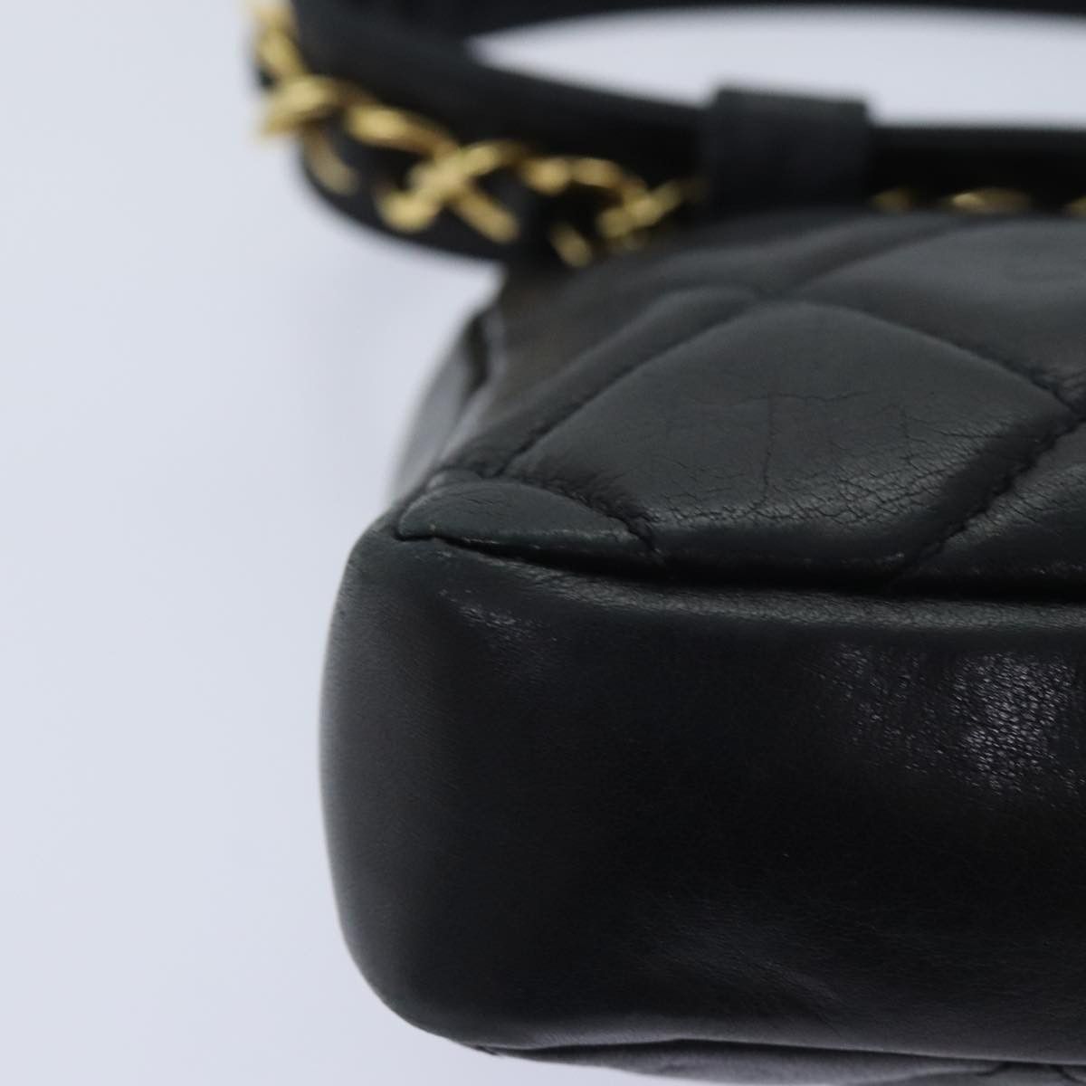 Chanel CHANEL Matelasse Waist Bag Lamb Skin Black Gold CC Size ONE SIZE - 16 Thumbnail