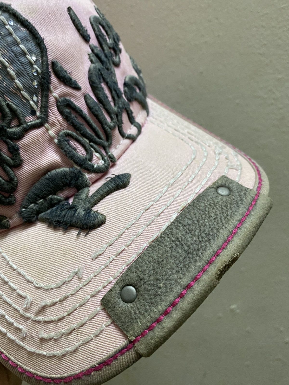 True Religion True Religion vintage hat Y2K white pink leather patch Size ONE SIZE - 3 Thumbnail