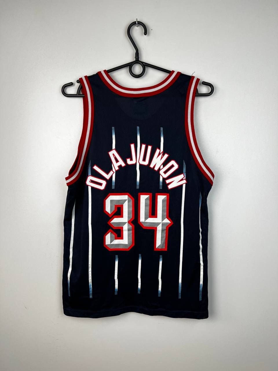 Champion Rockets Champion Olajuwon 34NBA 90s vintage t-shirts size XS Size US XS / EU 42 / 0 - 2 Thumbnail