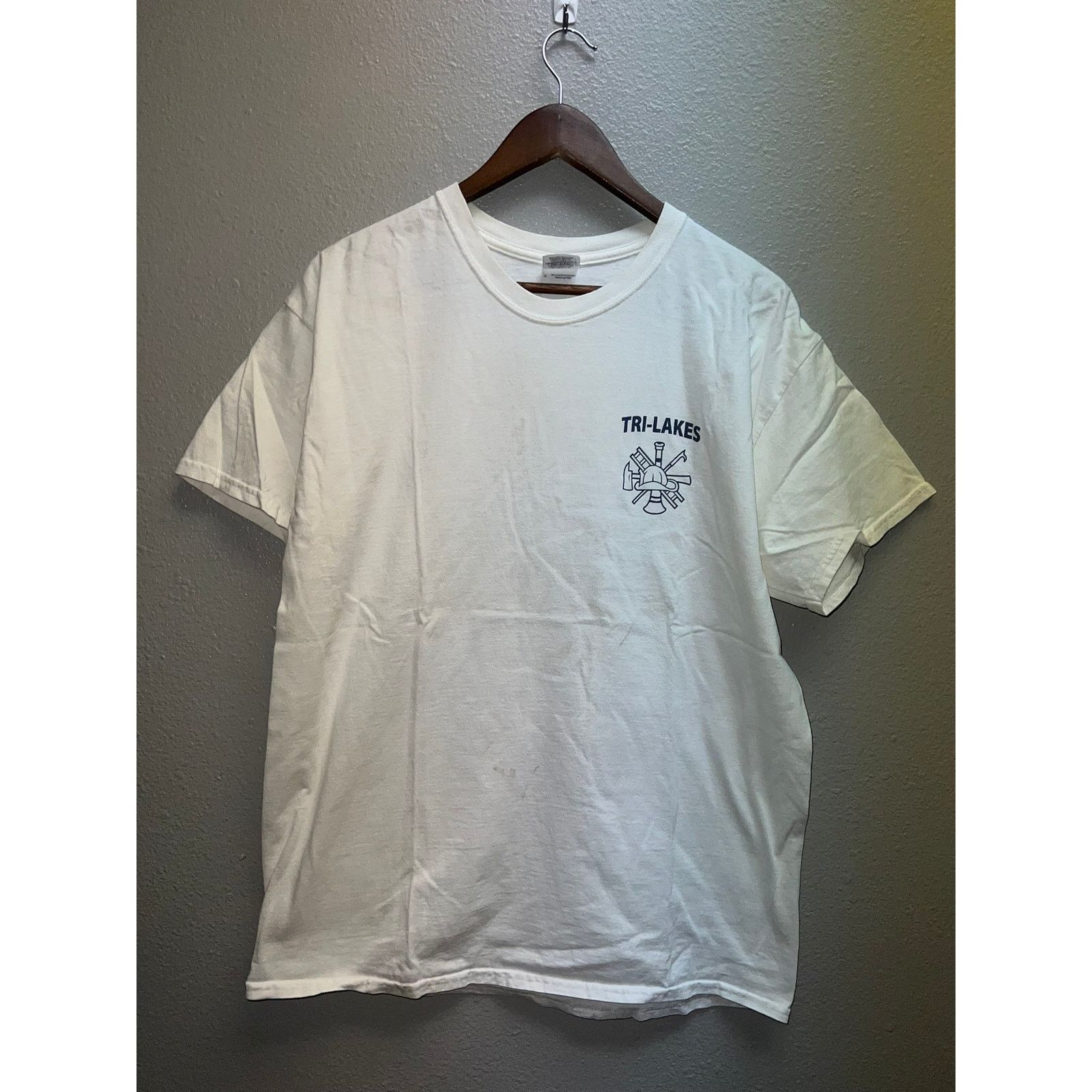 Gildan Vintage Tri Lakes Fire Shirt Department Monument District L Size US L / EU 52-54 / 3 - 2 Thumbnail