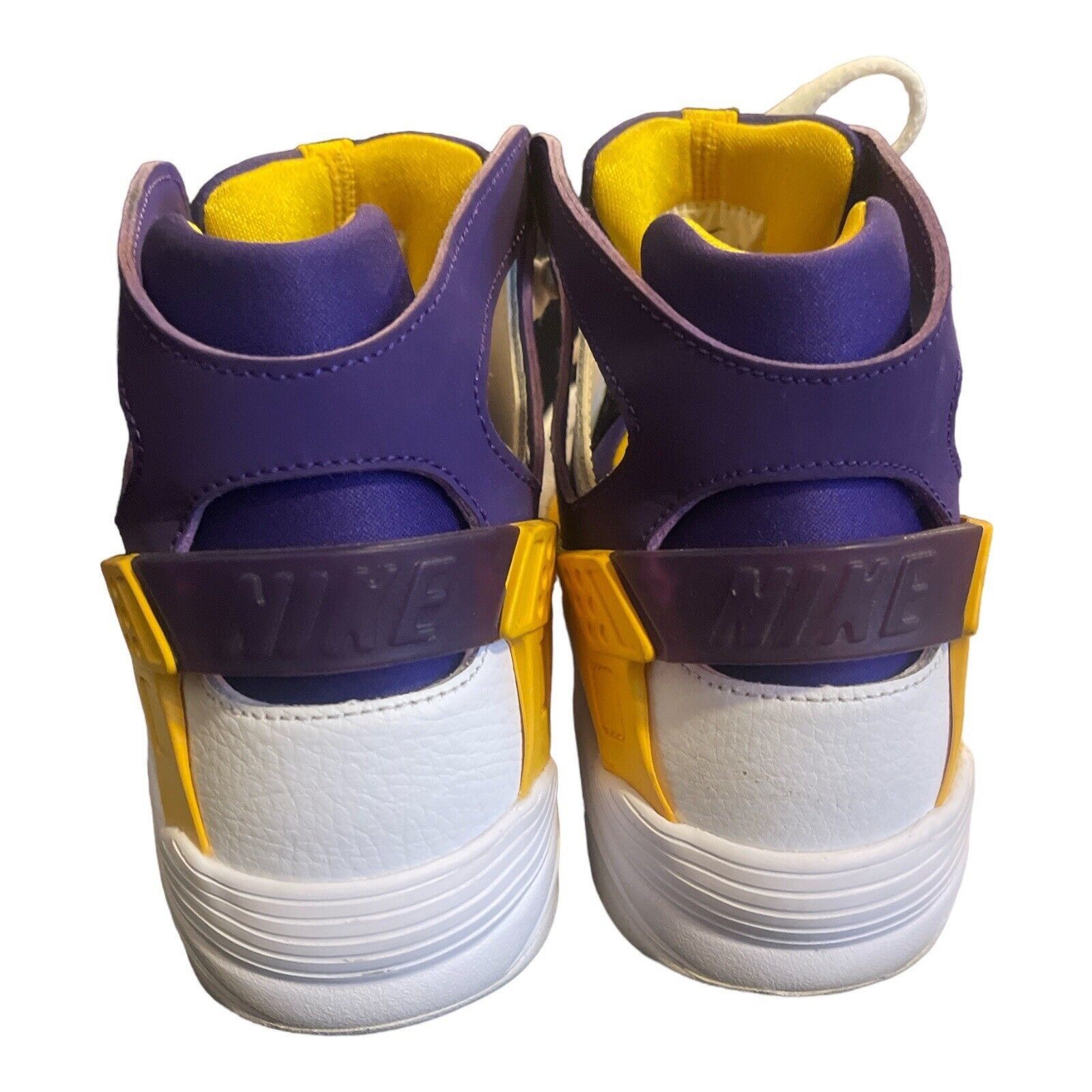 Nike Nike Air Flight Huarache￼ Lakers GS Sz 6.5Y - NO OG BOX Size US 6.5 / EU 39-40 - 2 Thumbnail