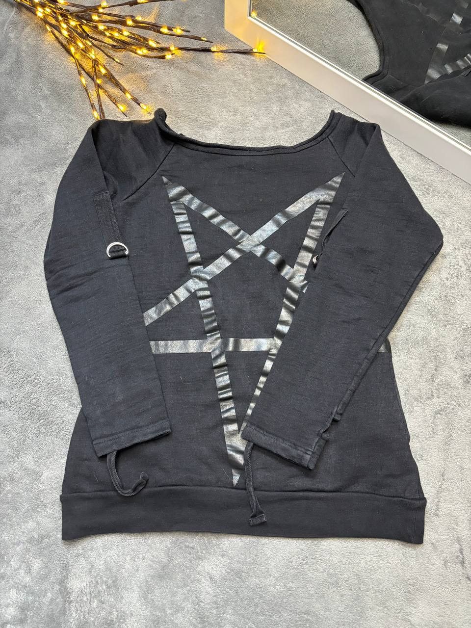 Japanese Brand × Vintage Vintage Y2K Heartless Pentagram Owens Style Opium Sweatshirt Size US S / EU 44-46 / 1 - 2 Thumbnail