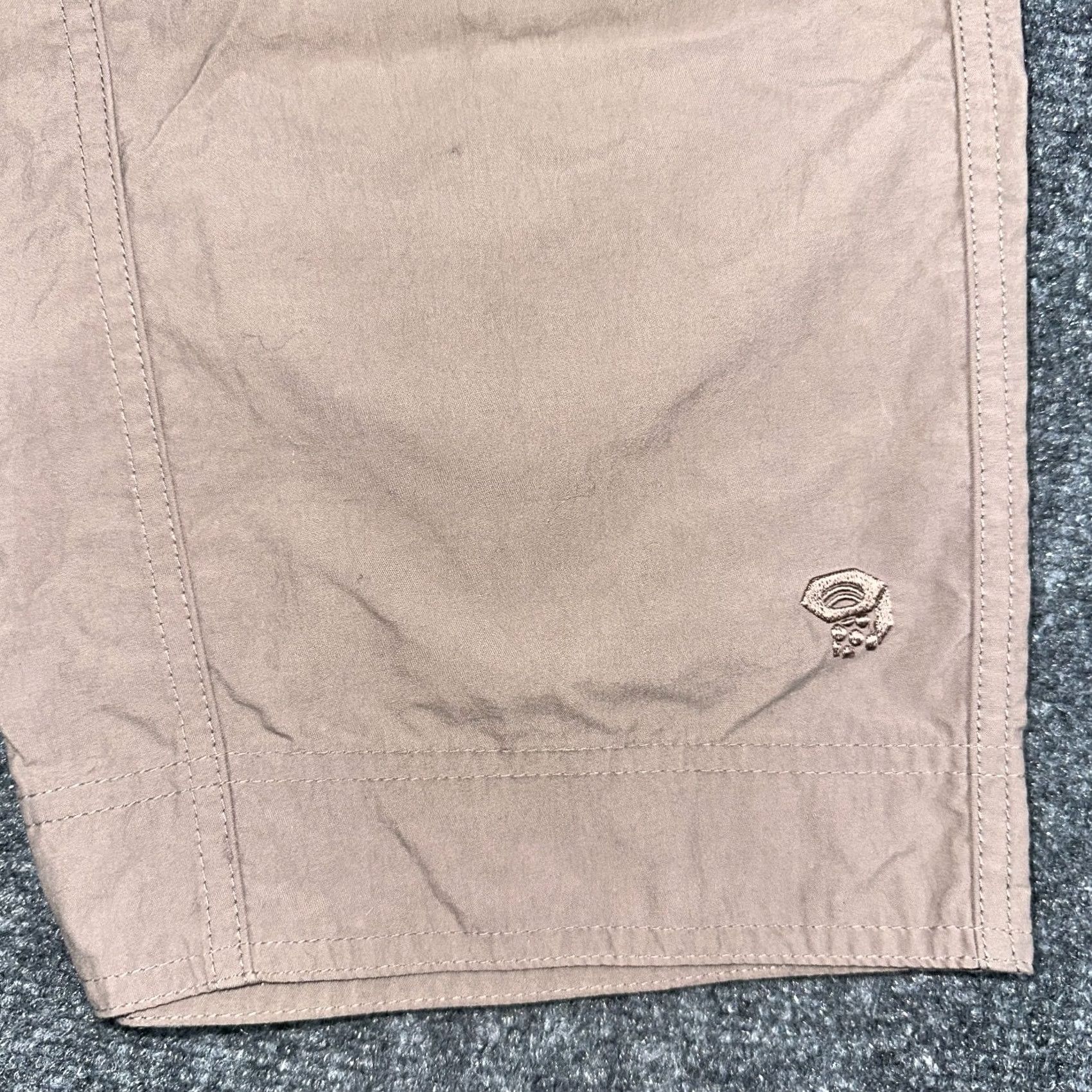Mountain Hardwear VINTAGE Mountain Hardwear Pants Womens 8 Brown Nylon Zip Fly Pockets Logo Crop Size 30" / US 8 / IT 44 - 3 Thumbnail