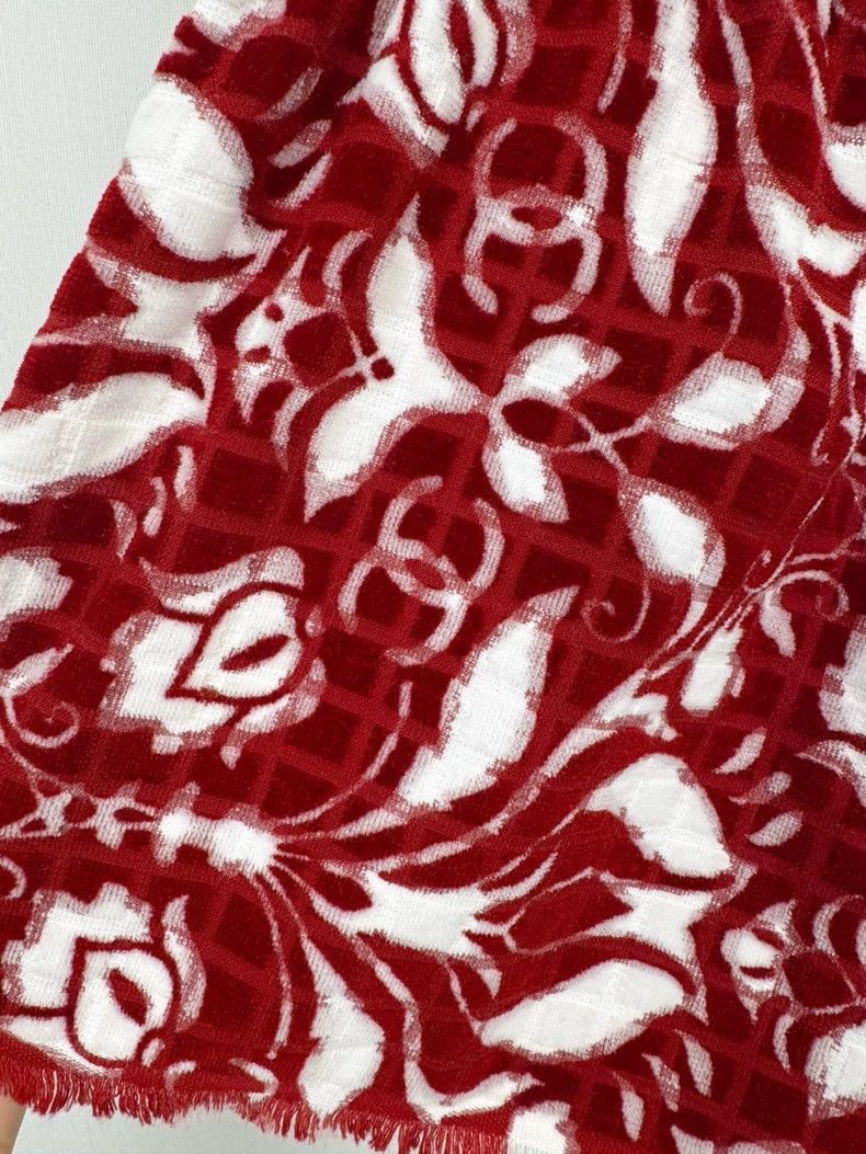 Chanel Chanel Red Floral Velvet Shorts Size 37" - 3 Thumbnail
