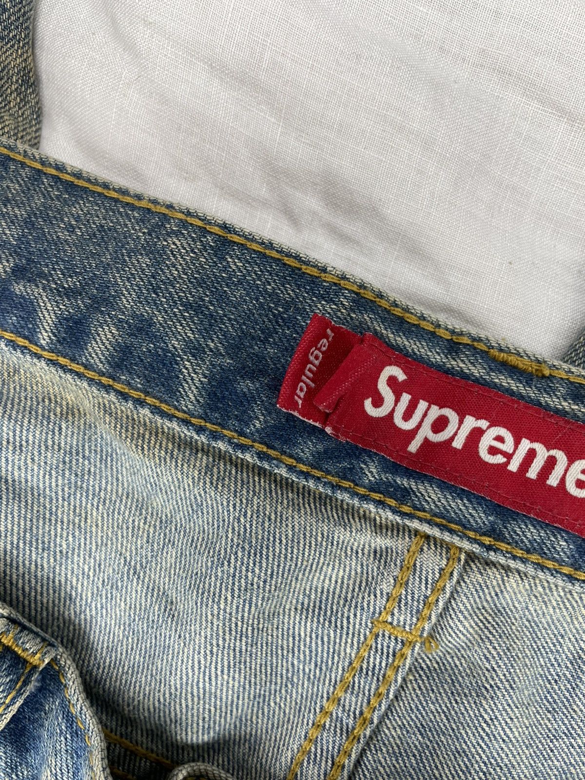 Supreme Supreme regular jean dirty indigo FW25 Size US 32 / EU 48 - 6 Thumbnail