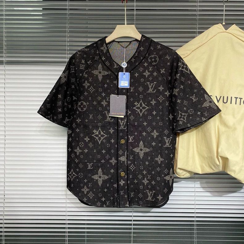 Louis Vuitton 24 New Denim Cardigan shirt