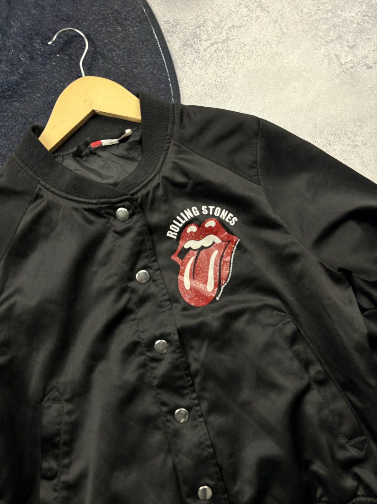 The Rolling Stones THE ROLLING STONES Hype Big Logo Bomber Jacket Streetwear Size US S / EU 44-46 / 1 - 9 Thumbnail