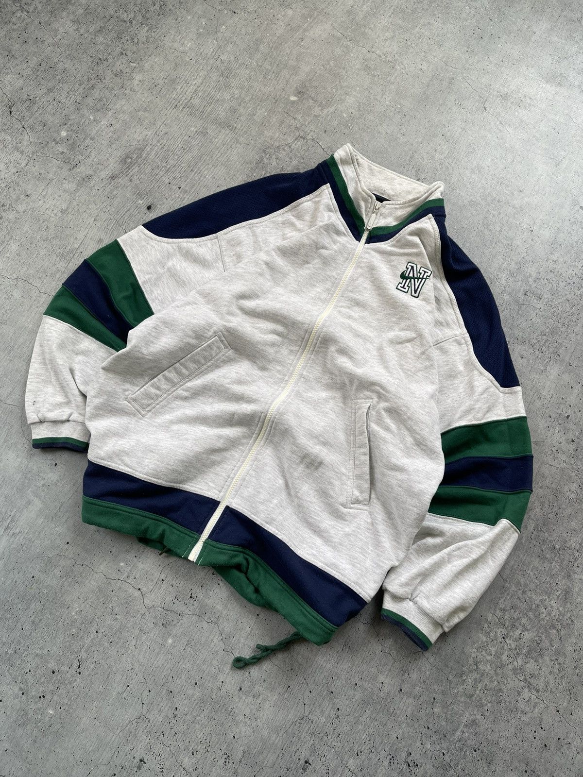Nike × Vintage 00s Nike Vintage Big Logo Streetwear Zip Size US L / EU 52-54 / 3 - 2 Thumbnail