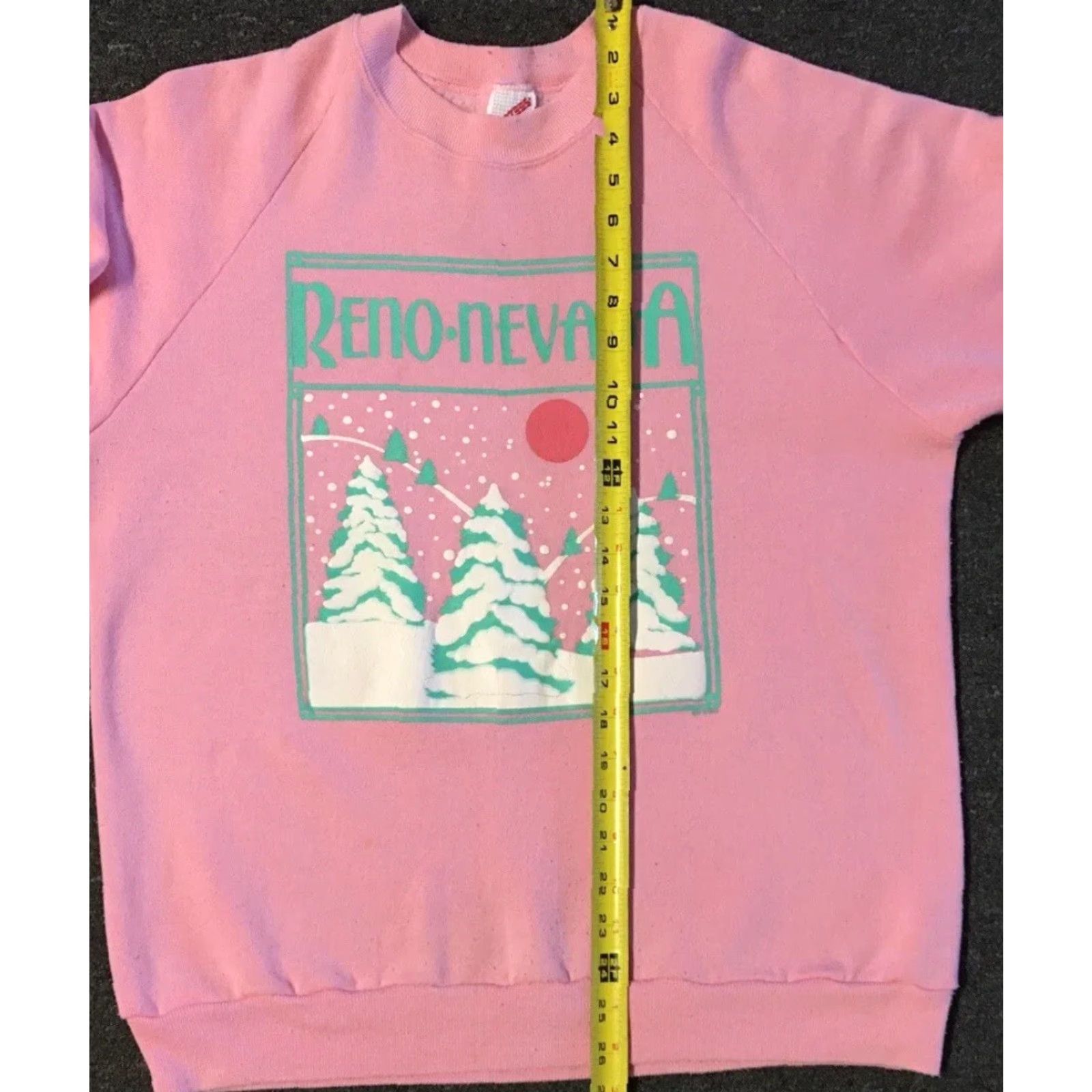 Vintage VINTAGE Snowboard Hoodie Shirt Mens S Pink 80s 90s USA Reno Nevada Faded Snow Mountains Grunge Art Ski Moon Vaporwave Size US S / EU 44-46 / 1 - 8 Thumbnail