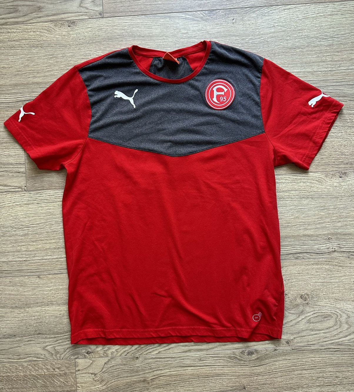 Puma Puma Fortuna Düsseldorf soccer football shirt Size US L / EU 52-54 / 3 - 10 Thumbnail