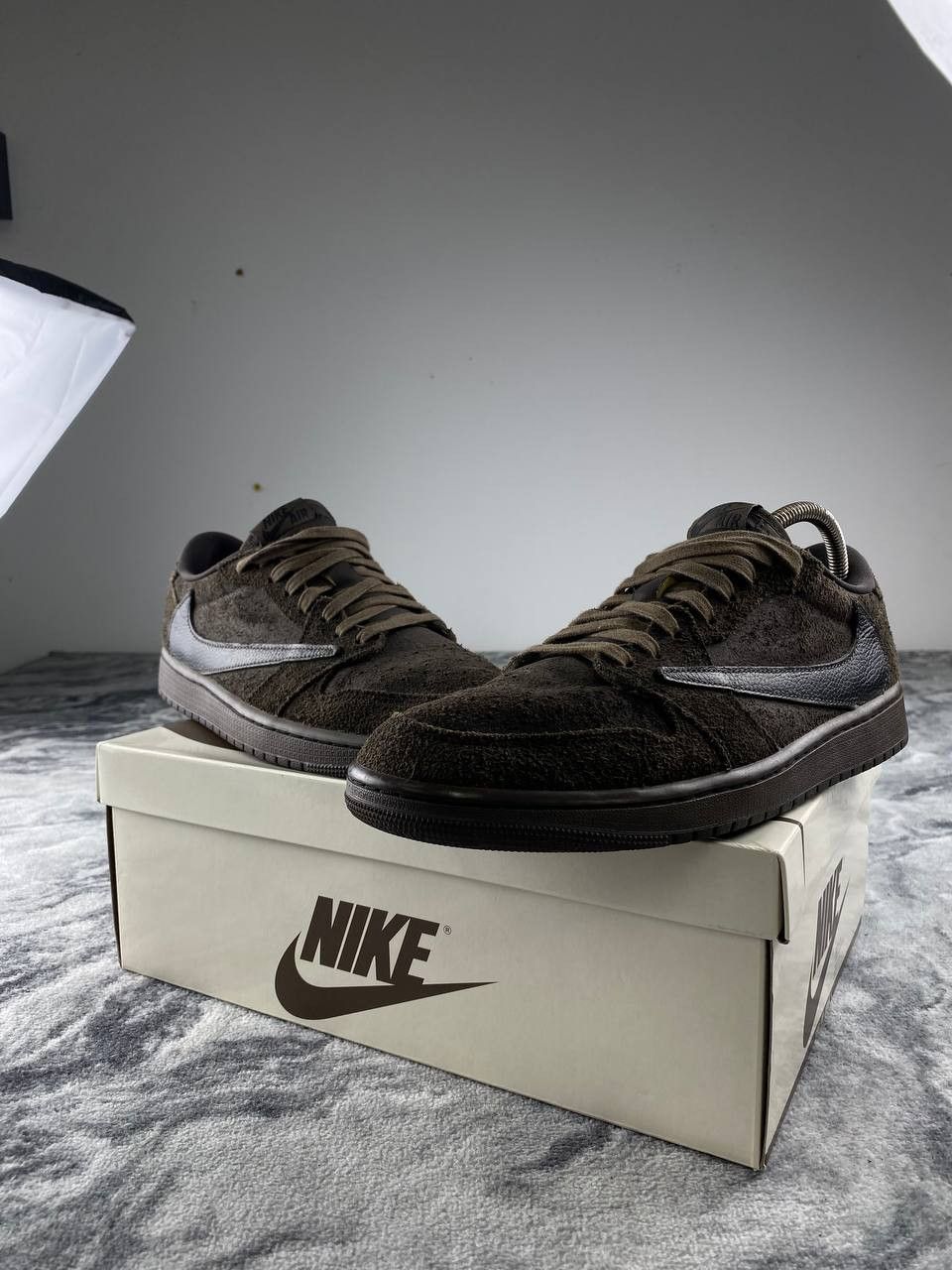 Nike Nike Air Jordan 1 Retro Low OG SP Travis Scott Size US 10.5 / EU 43-44 - 1 Thumbnail