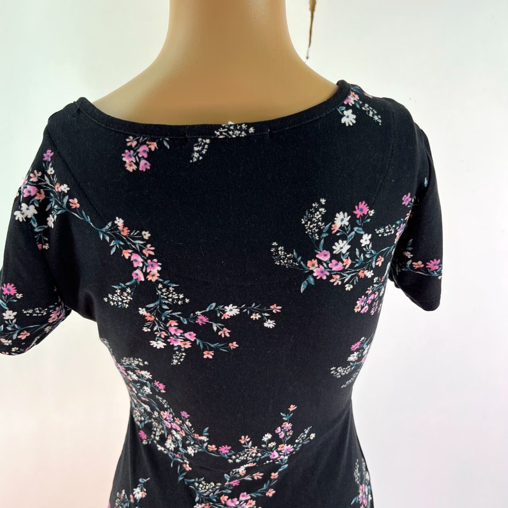 Vintage Pink Rose Casual Black Floral Daytime/Casual Dress Size S Womens Size S / US 4 / IT 40 - 5 Thumbnail