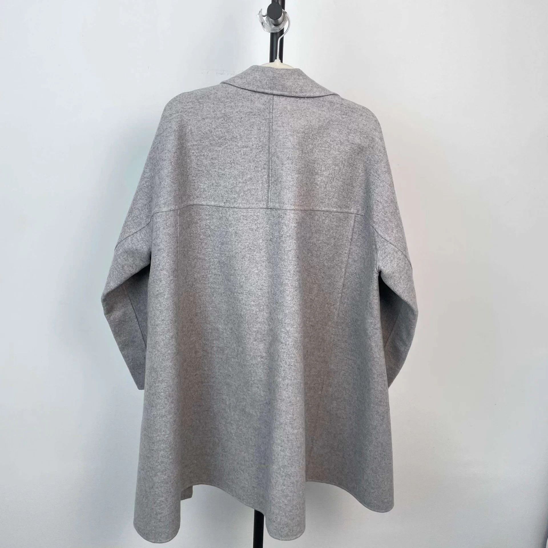 Dior Dior cashmere overcoat 165 gray Size XS / US 0-2 / IT 36-38 - 2 Thumbnail