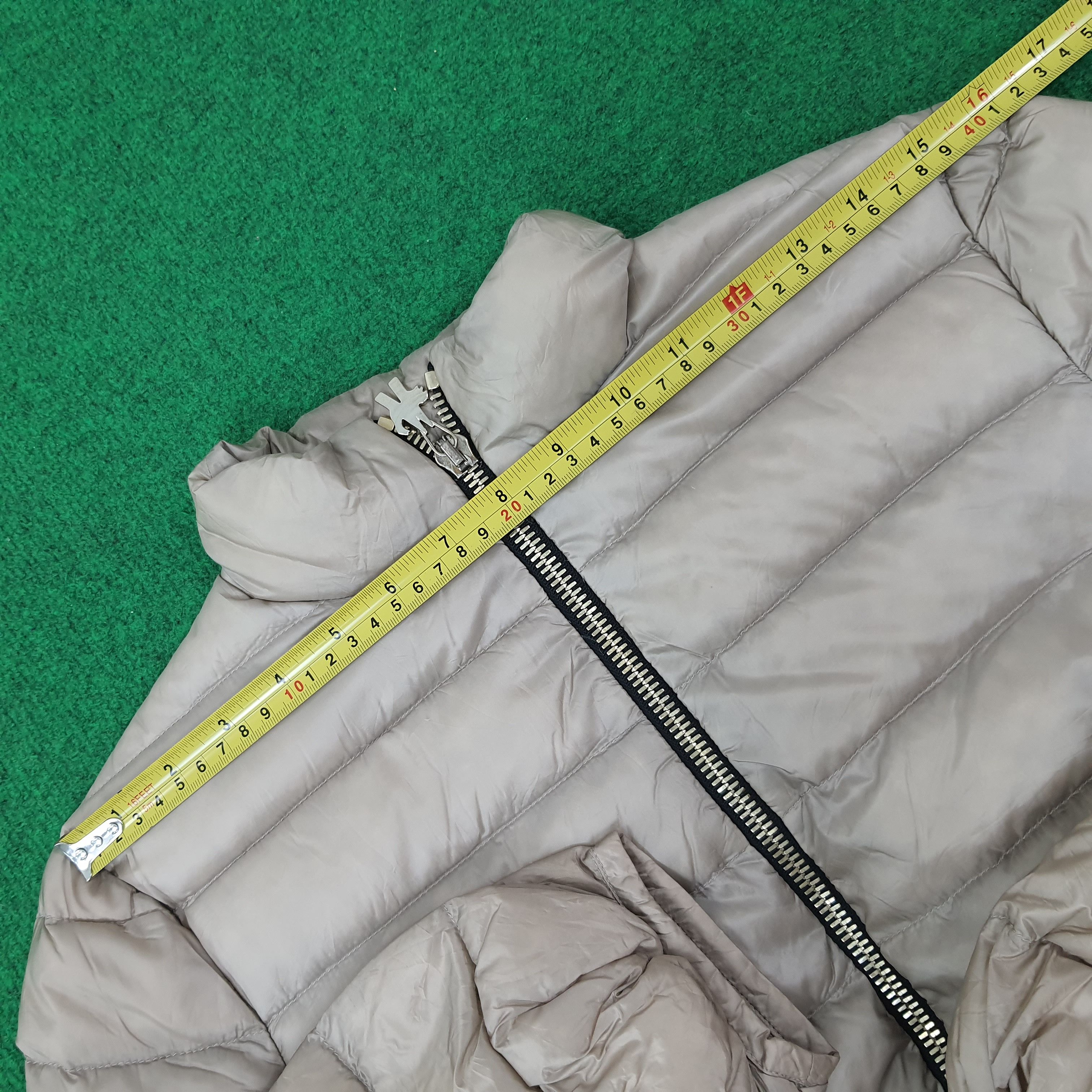 Moncler Vintage Moncler Designer Outdoor Puffer Jacket C247N26 Size S / US 4 / IT 40 - 18 Thumbnail