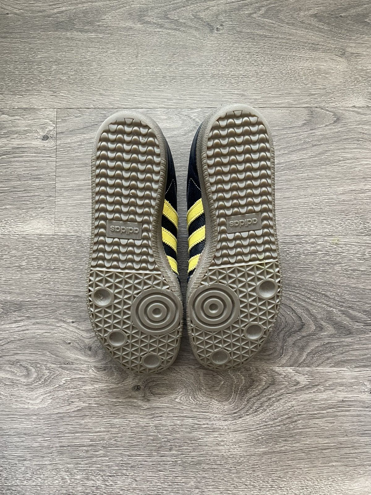 Adidas Adidas Wales Bonner Samba 9US Size US 9 / EU 42 - 3 Thumbnail