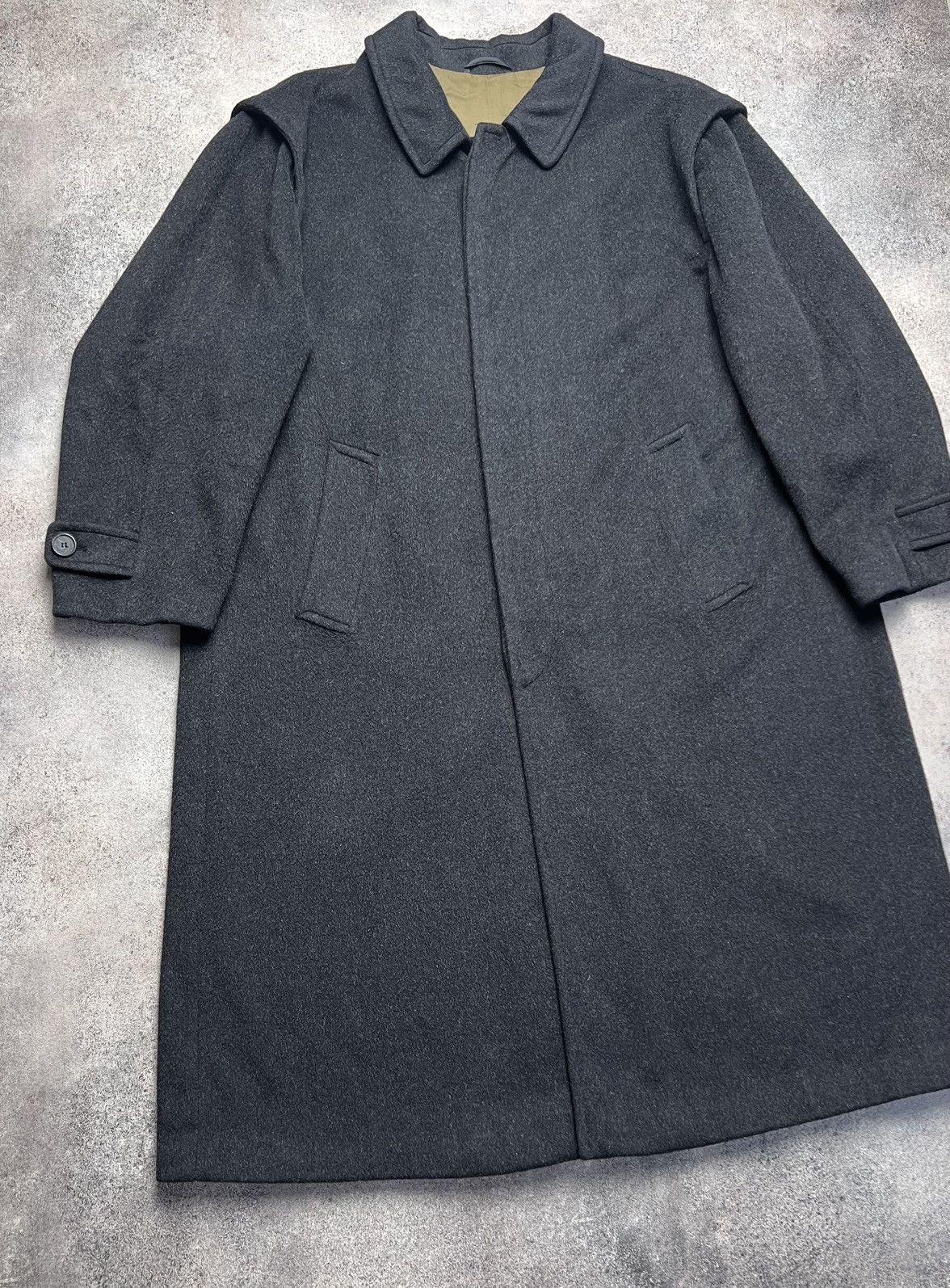 Hugo Boss × Vintage Hugo Boss vintage heavy coat Size US L / EU 52-54 / 3 - 2 Thumbnail