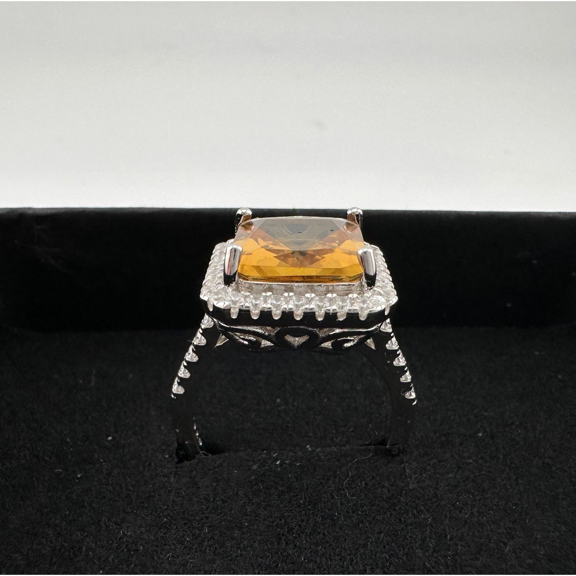 Other Elegant Emerald Cut Lab Created Sultanite Ring - Beautiful Size ONE SIZE - 18 Thumbnail