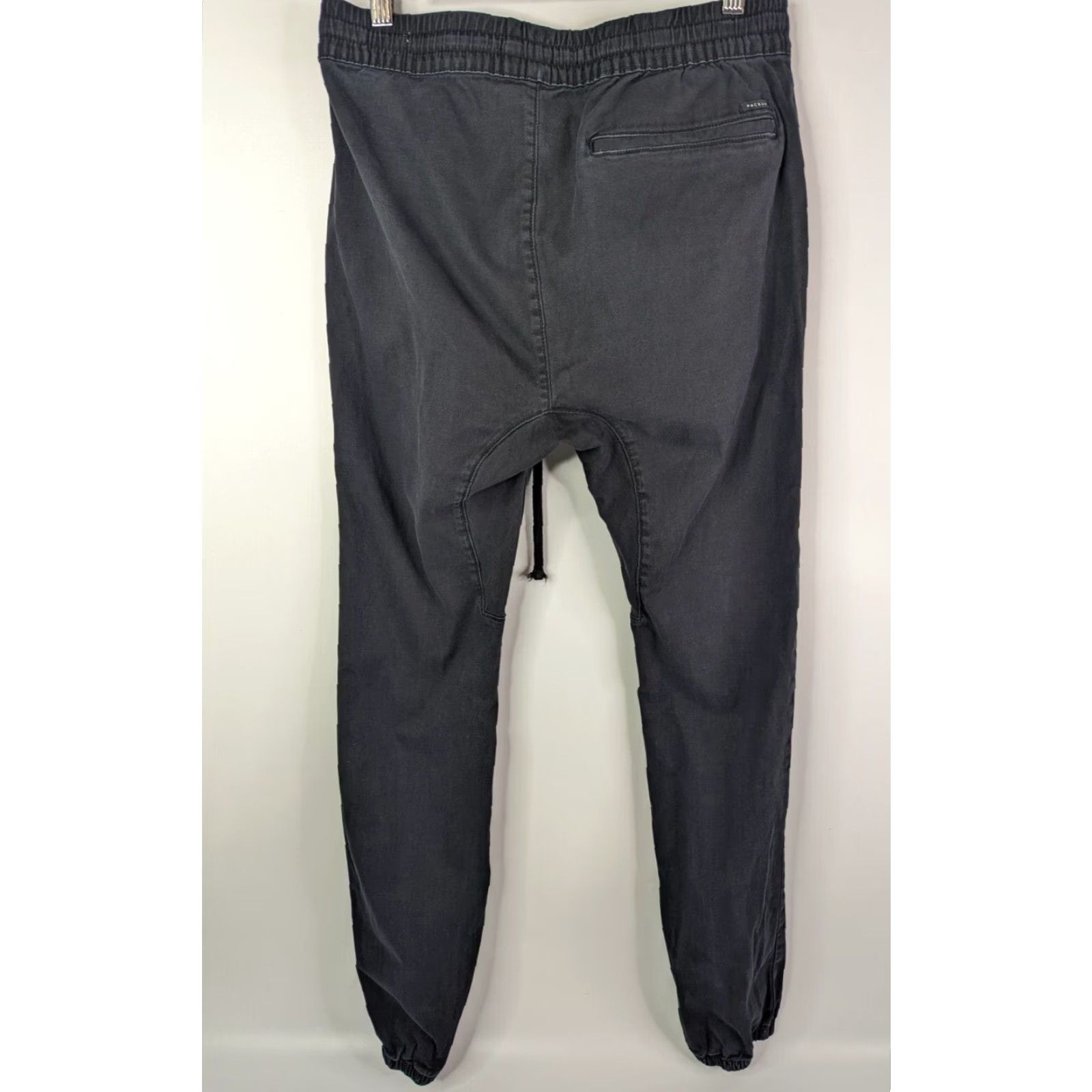 Pacsun Pacsun Joggers Black Pants Mens Size Small Drawstring Pockets Elastic Cotton Slim Tapered 90s Size US 29 - 4 Thumbnail