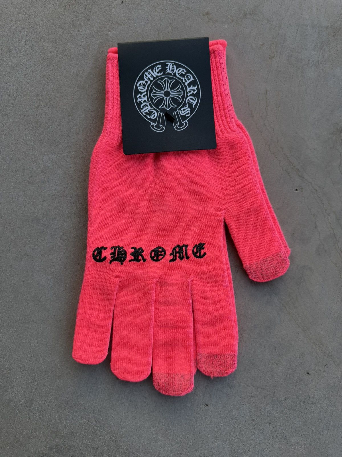 Chrome Hearts Chrome Hearts Pink Checkmate Work Gloves Large NWT Size ONE SIZE - 1 Thumbnail