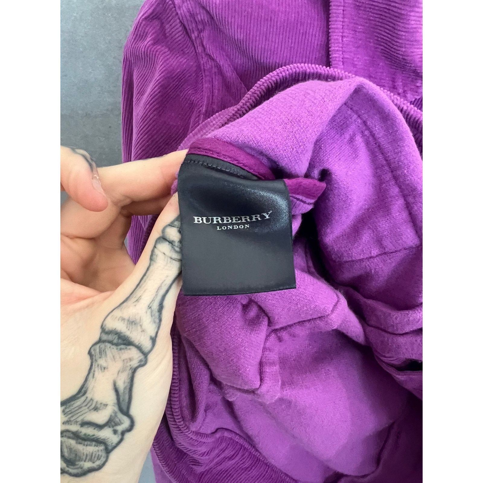 Burberry 90s purple burberry corduroy type 2 buckle back jacket Size M / US 6-8 / IT 42-44 - 6 Thumbnail