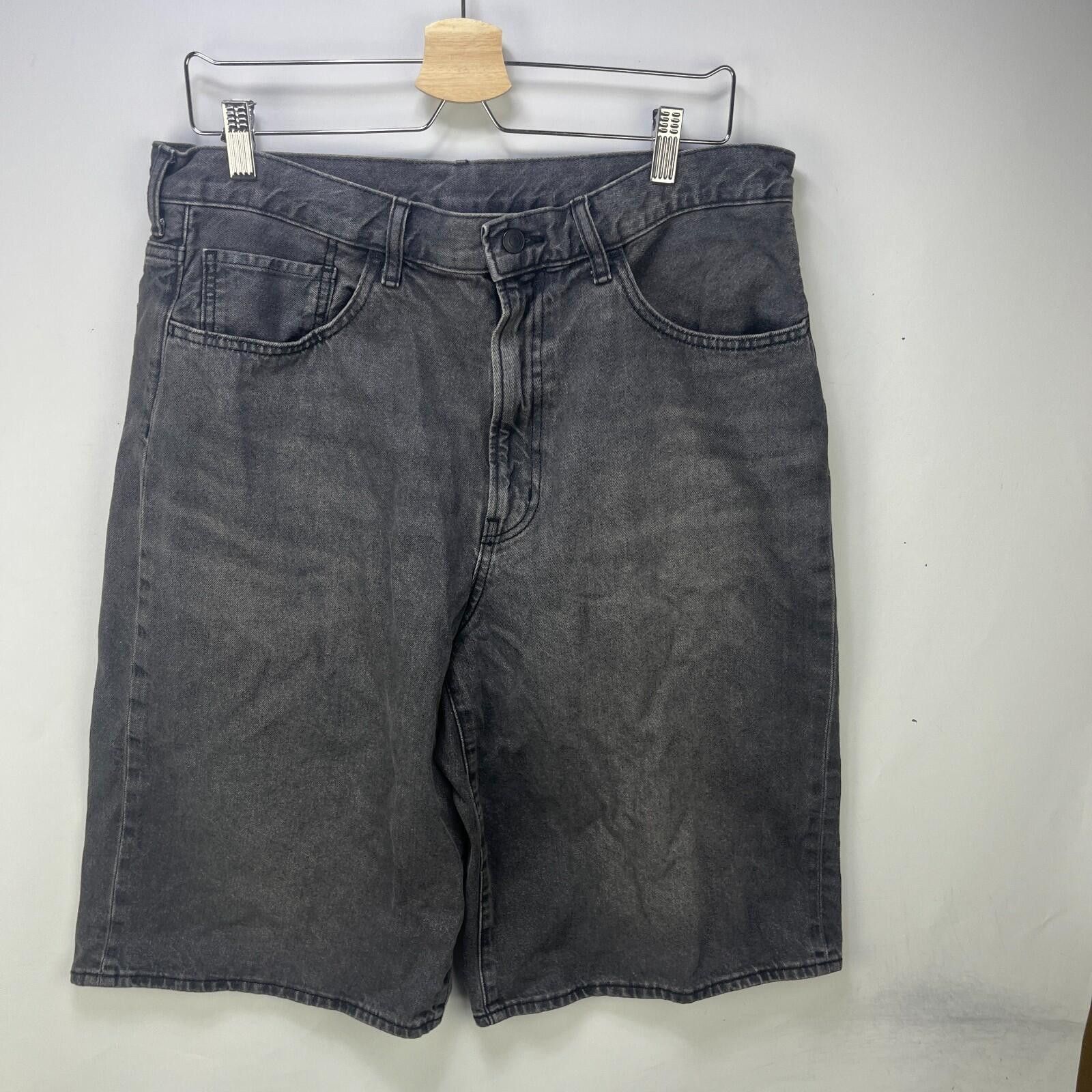 GU GU Washed Black Denim Baggy Skate Jean Shorts 34 Uniqlo Size US 34 / EU 50 - 1 Thumbnail